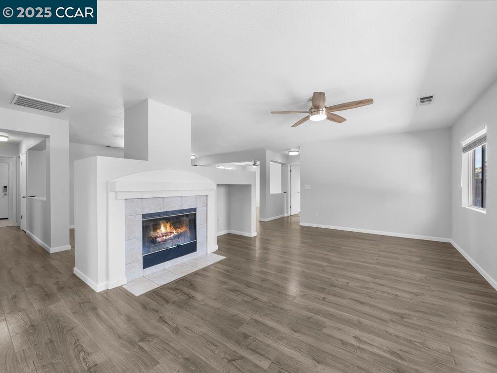 Detail Gallery Image 24 of 39 For 5207 Delta View Way, Antioch,  CA 94531 - 3 Beds | 2 Baths