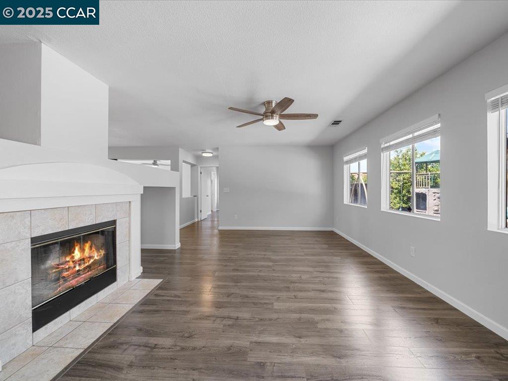 Detail Gallery Image 25 of 39 For 5207 Delta View Way, Antioch,  CA 94531 - 3 Beds | 2 Baths