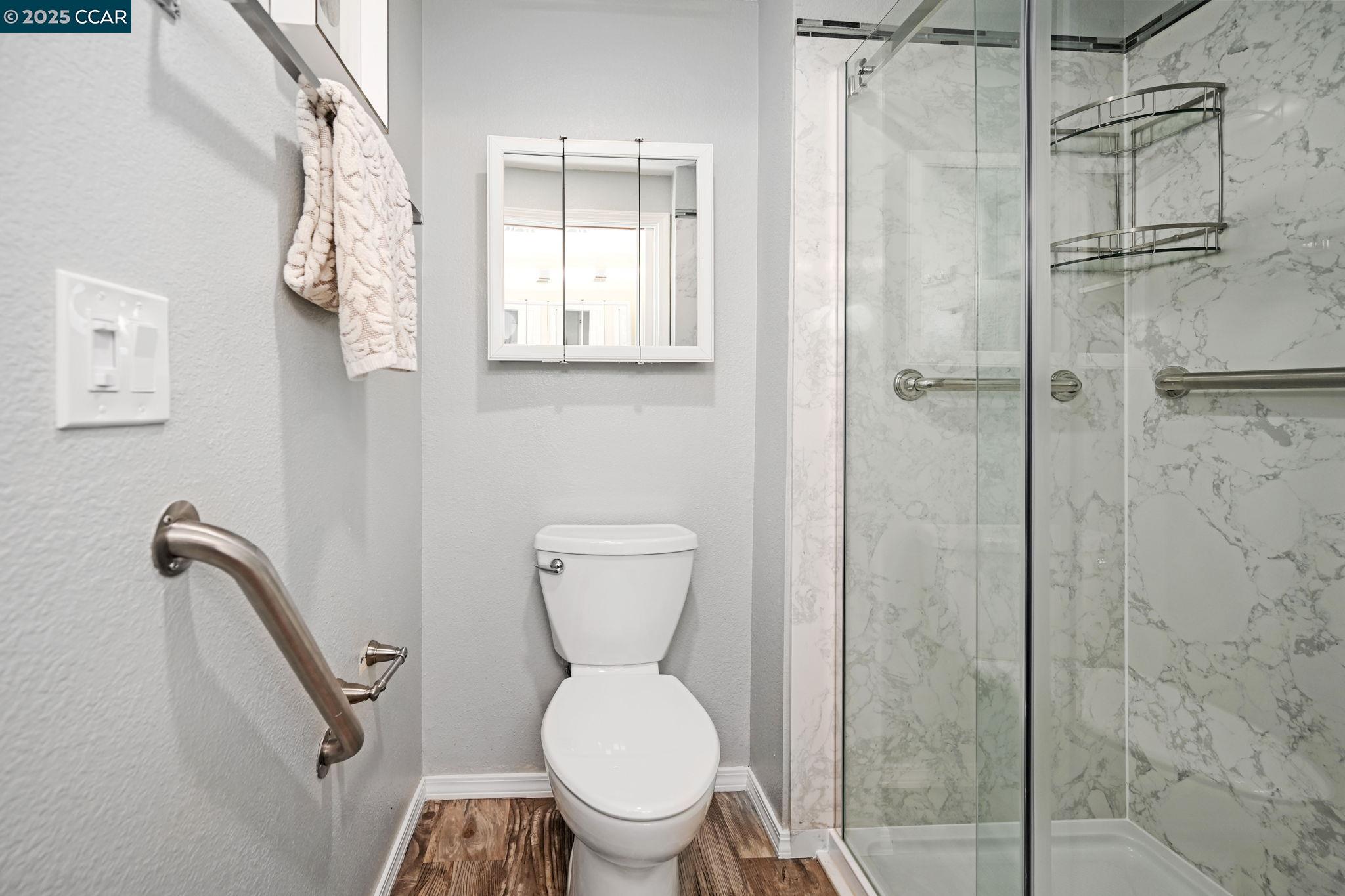 Detail Gallery Image 21 of 28 For 1840 Tice Creek Dr #2132,  Walnut Creek,  CA 94595 - 2 Beds | 2 Baths