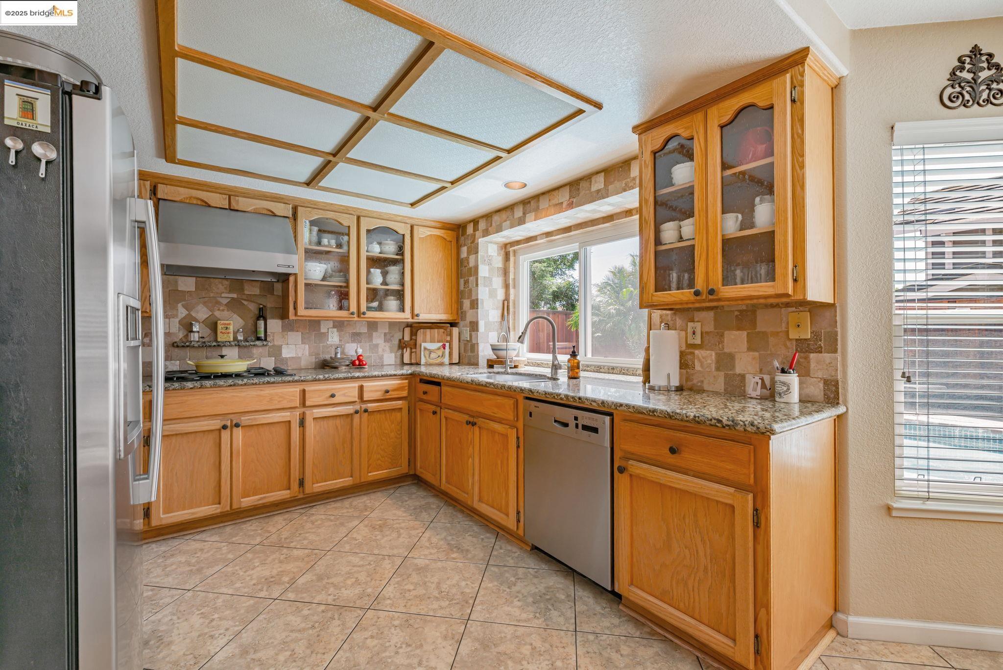Detail Gallery Image 16 of 45 For 4452 Pronghorn Ct, Antioch,  CA 94509 - 4 Beds | 3 Baths