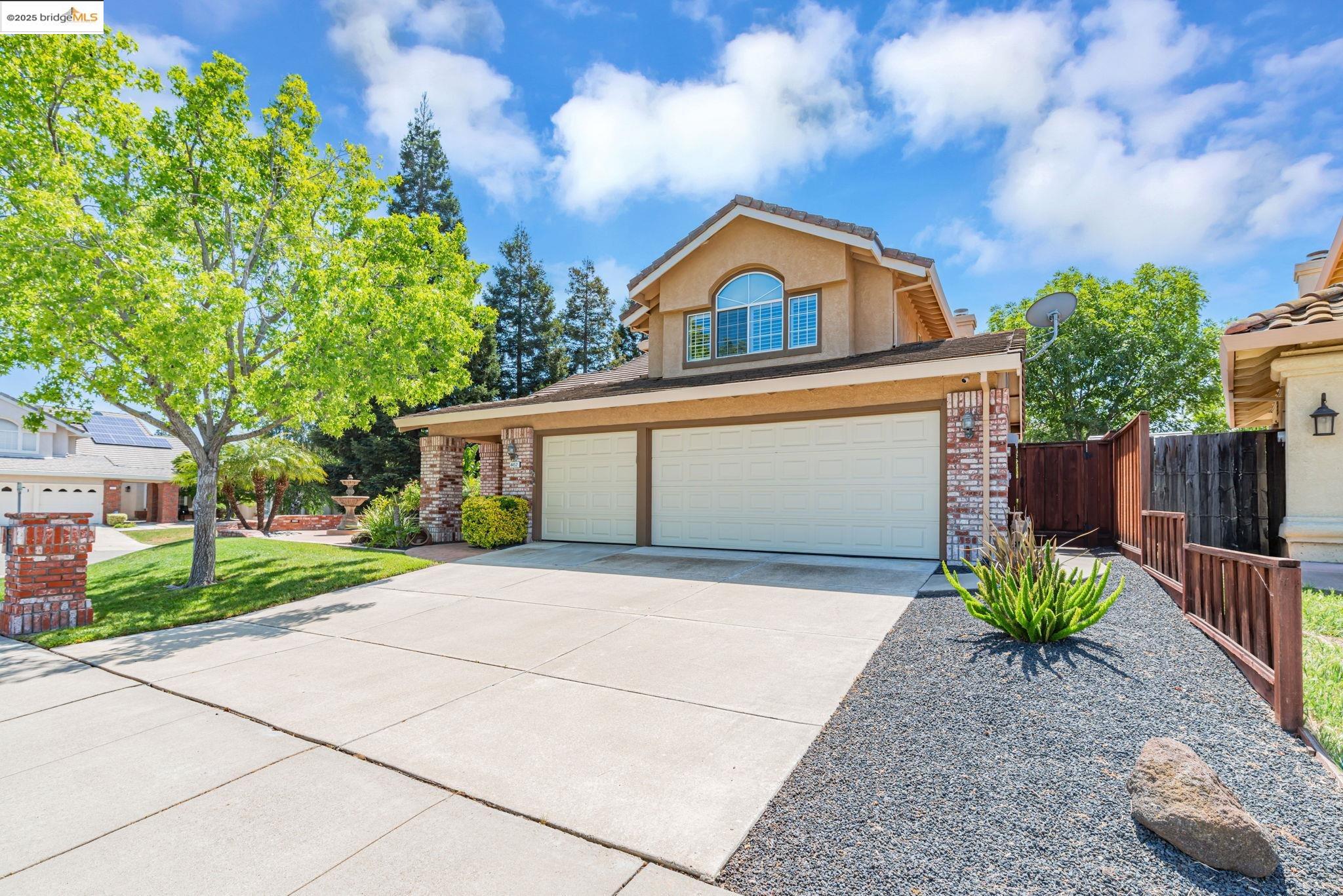 Detail Gallery Image 3 of 45 For 4452 Pronghorn Ct, Antioch,  CA 94509 - 4 Beds | 3 Baths