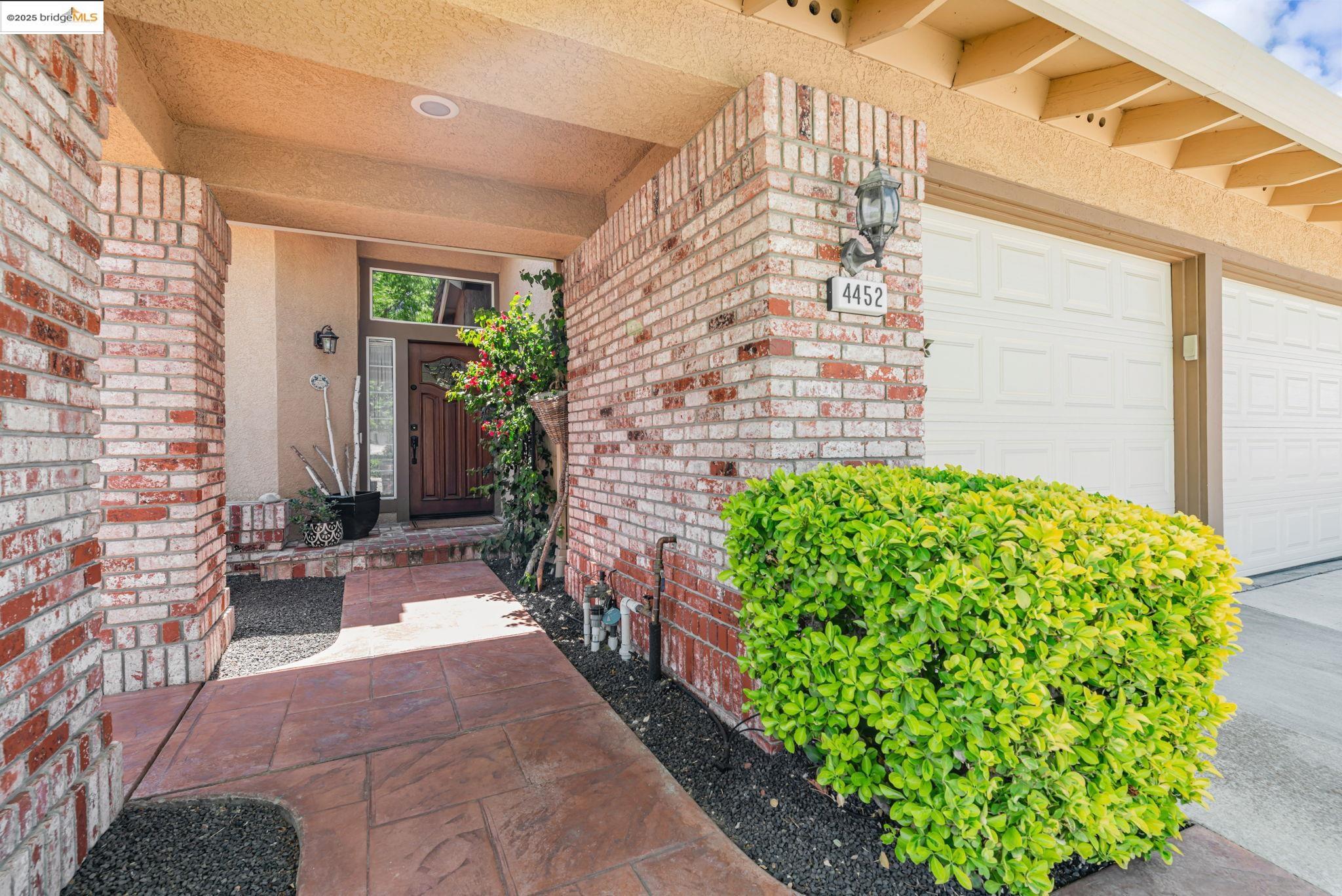 Detail Gallery Image 5 of 45 For 4452 Pronghorn Ct, Antioch,  CA 94509 - 4 Beds | 3 Baths