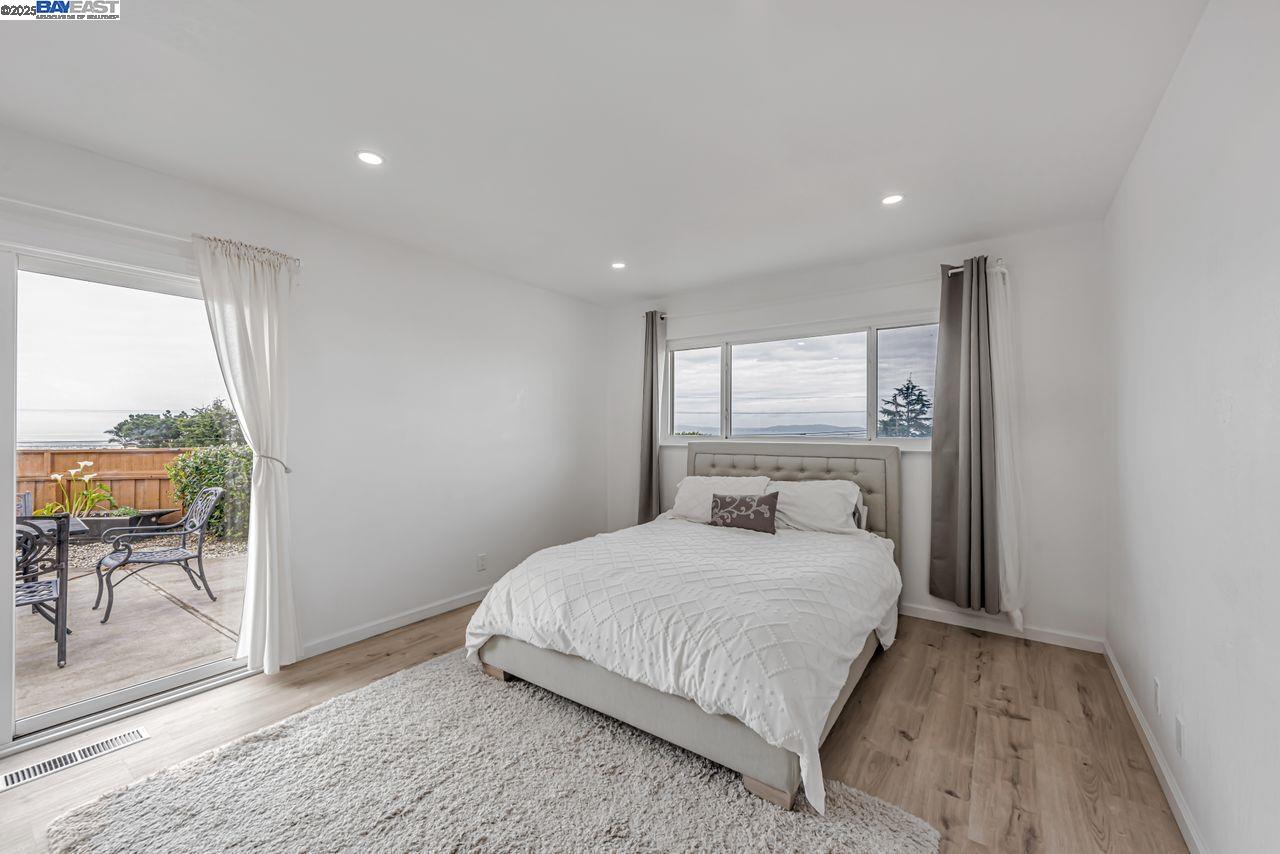 property-img
