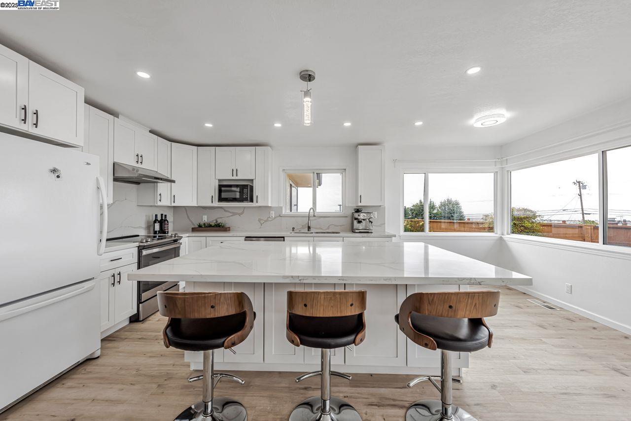 property-img