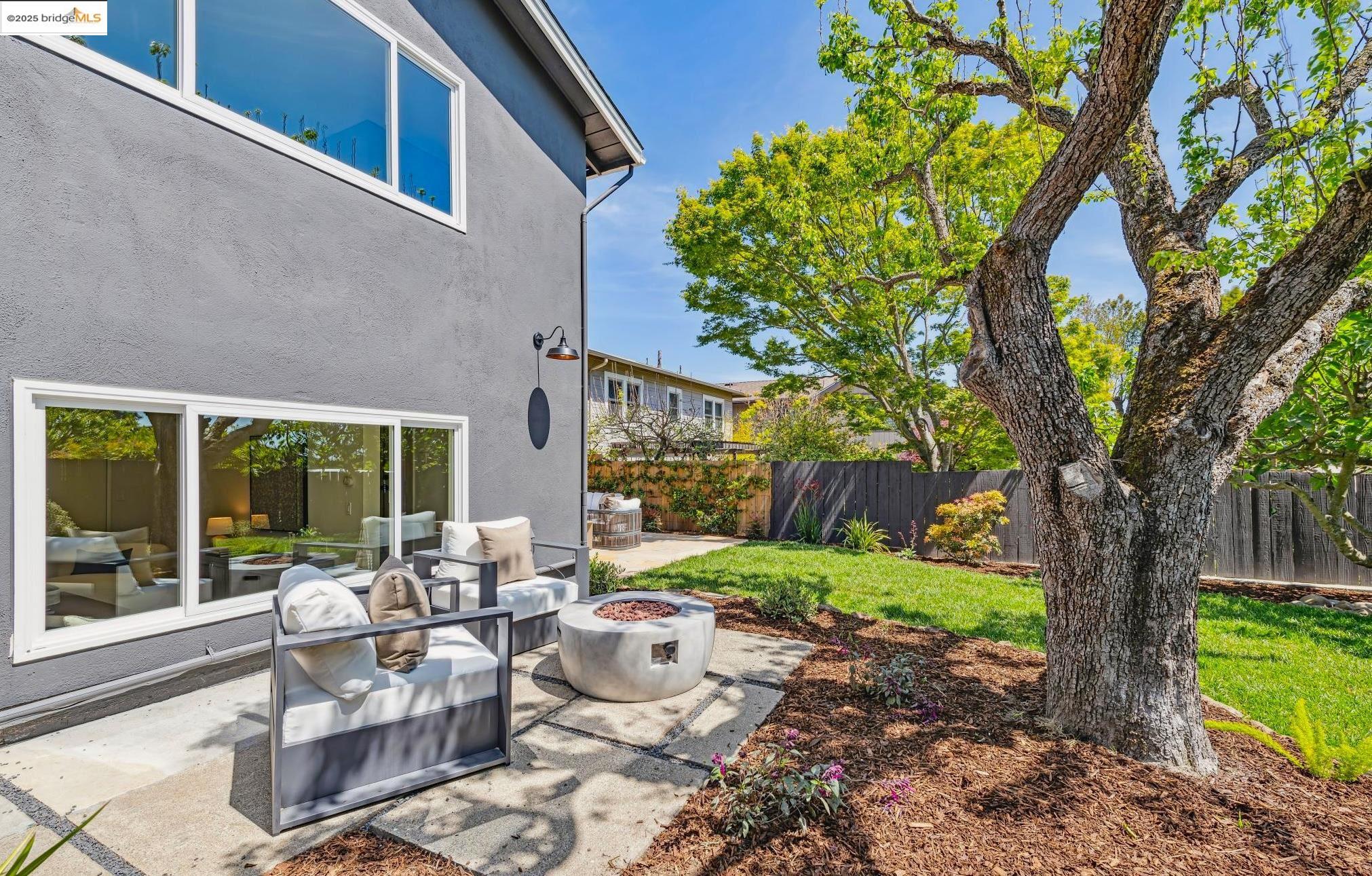 property-img