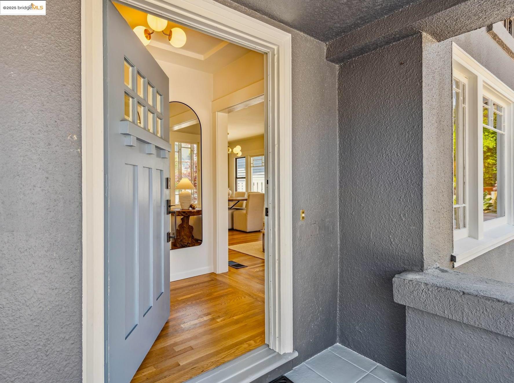 property-img