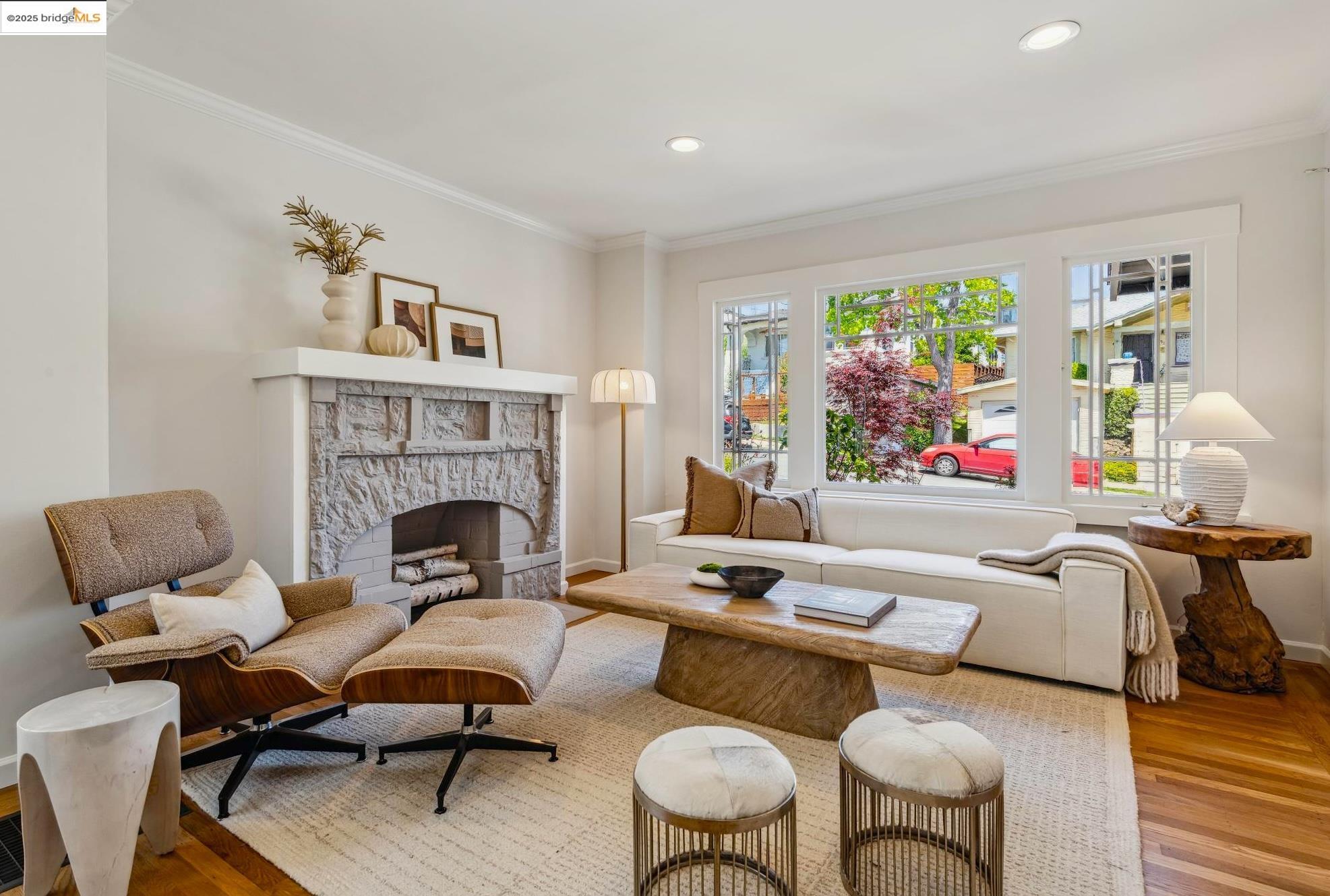 property-img