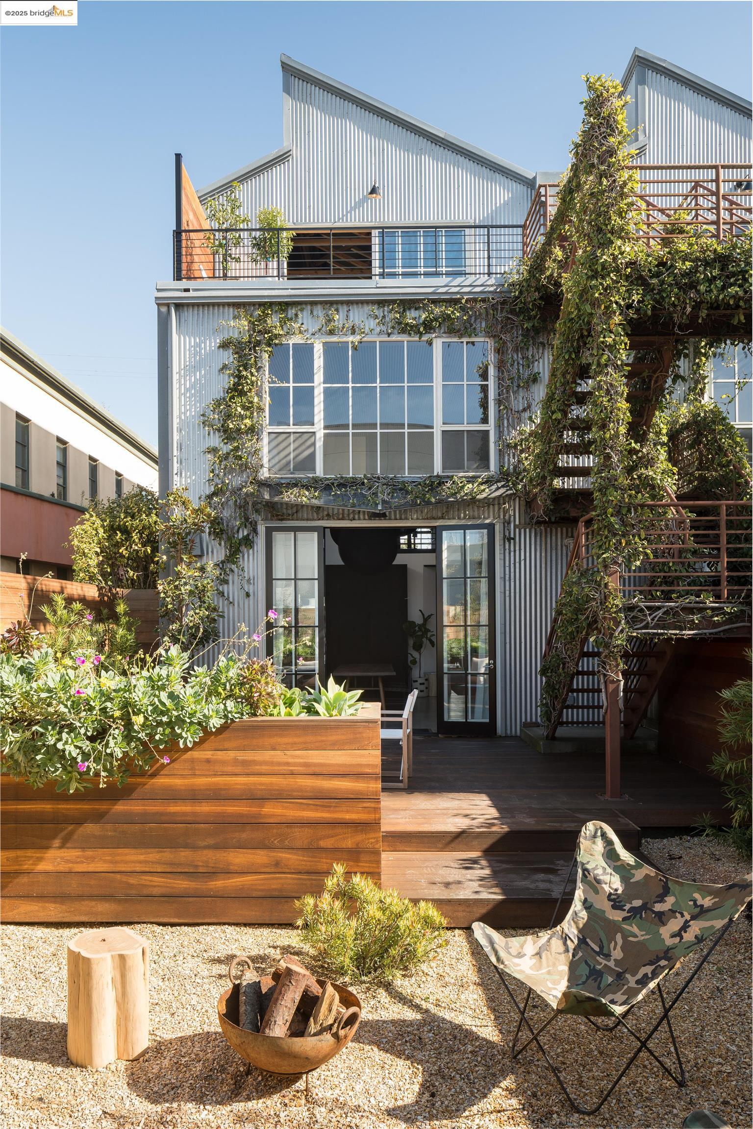 1818 5th, Berkeley, California 94710, 2 Bedrooms Bedrooms, 4 Rooms Rooms,1 BathroomBathrooms,Residential Lease,For Rent,1818 5th,41095952