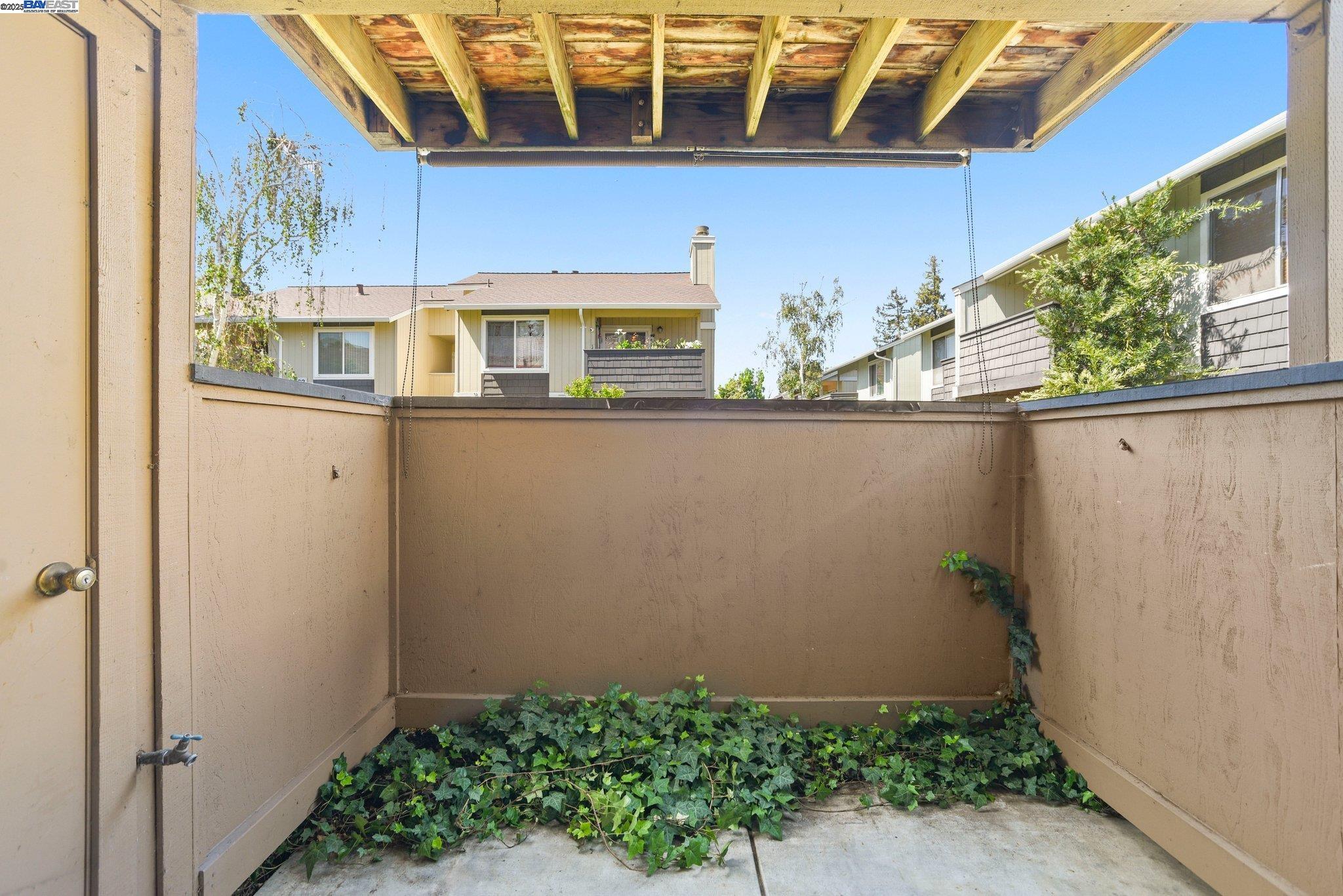 Detail Gallery Image 23 of 30 For 2575 Easton Way #87,  San Jose,  CA 95133-2646 - 2 Beds | 2 Baths