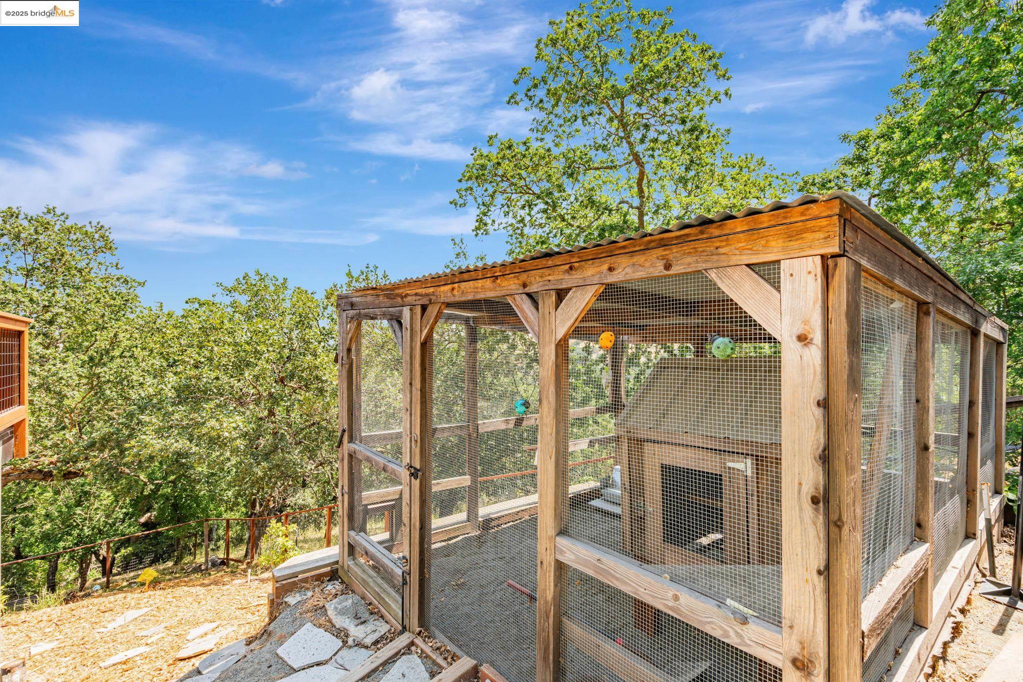 Detail Gallery Image 43 of 46 For 3336 Oak Ct, Lafayette,  CA 94549 - 4 Beds | 3 Baths