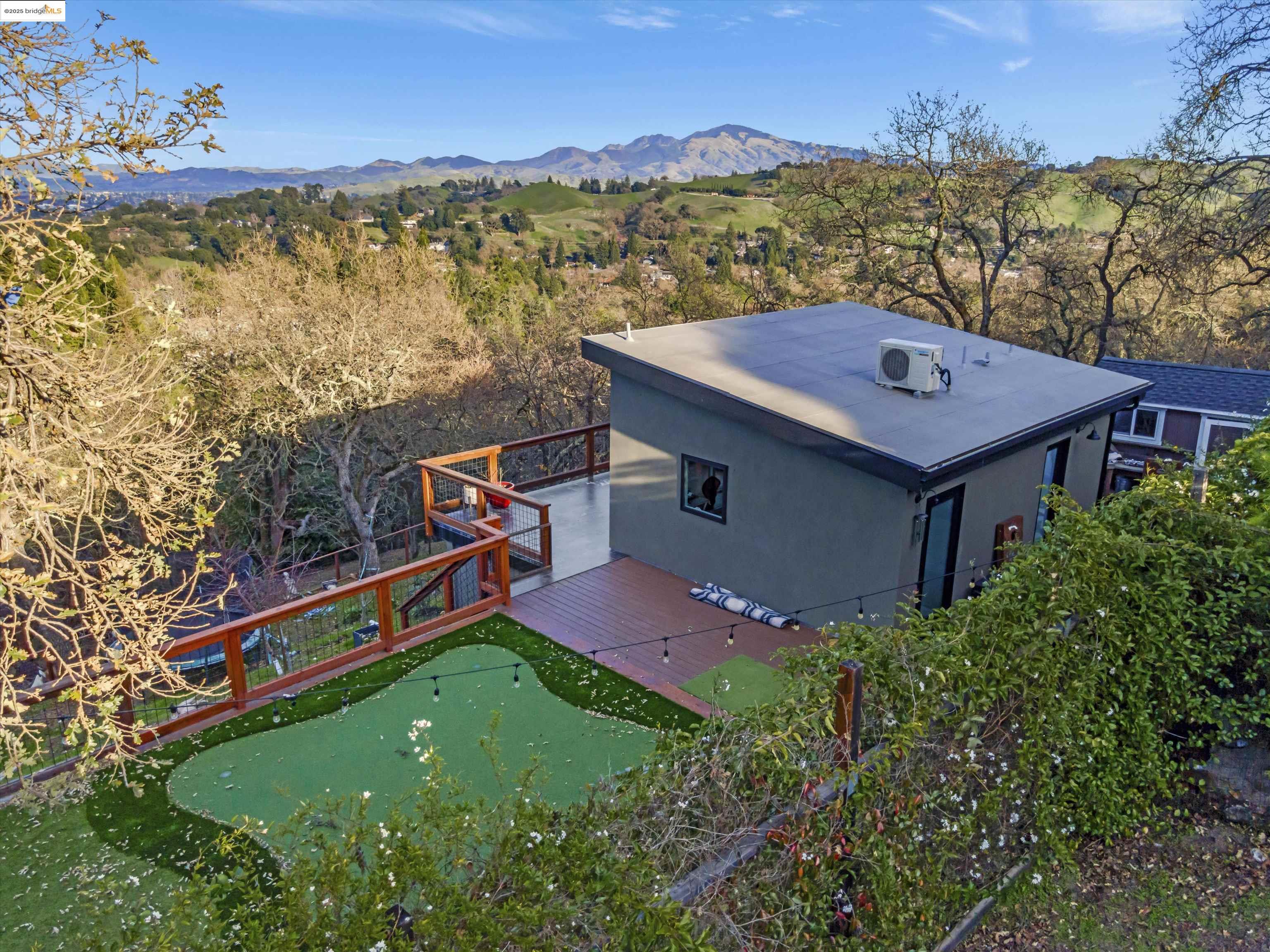 Detail Gallery Image 44 of 46 For 3336 Oak Ct, Lafayette,  CA 94549 - 4 Beds | 3 Baths