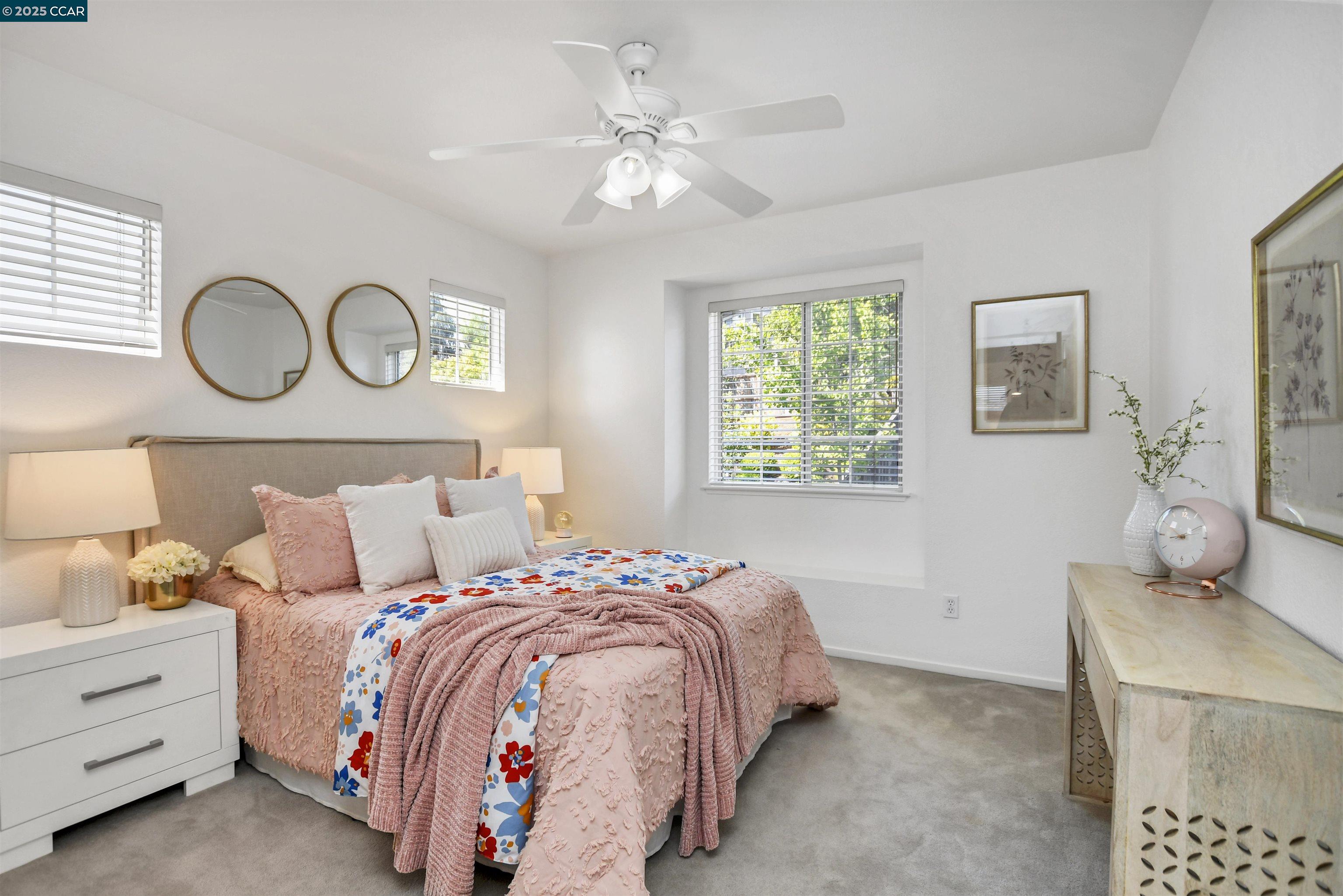 Detail Gallery Image 33 of 45 For 276 Oakwood Cir, Martinez,  CA 94553 - 6 Beds | 3 Baths