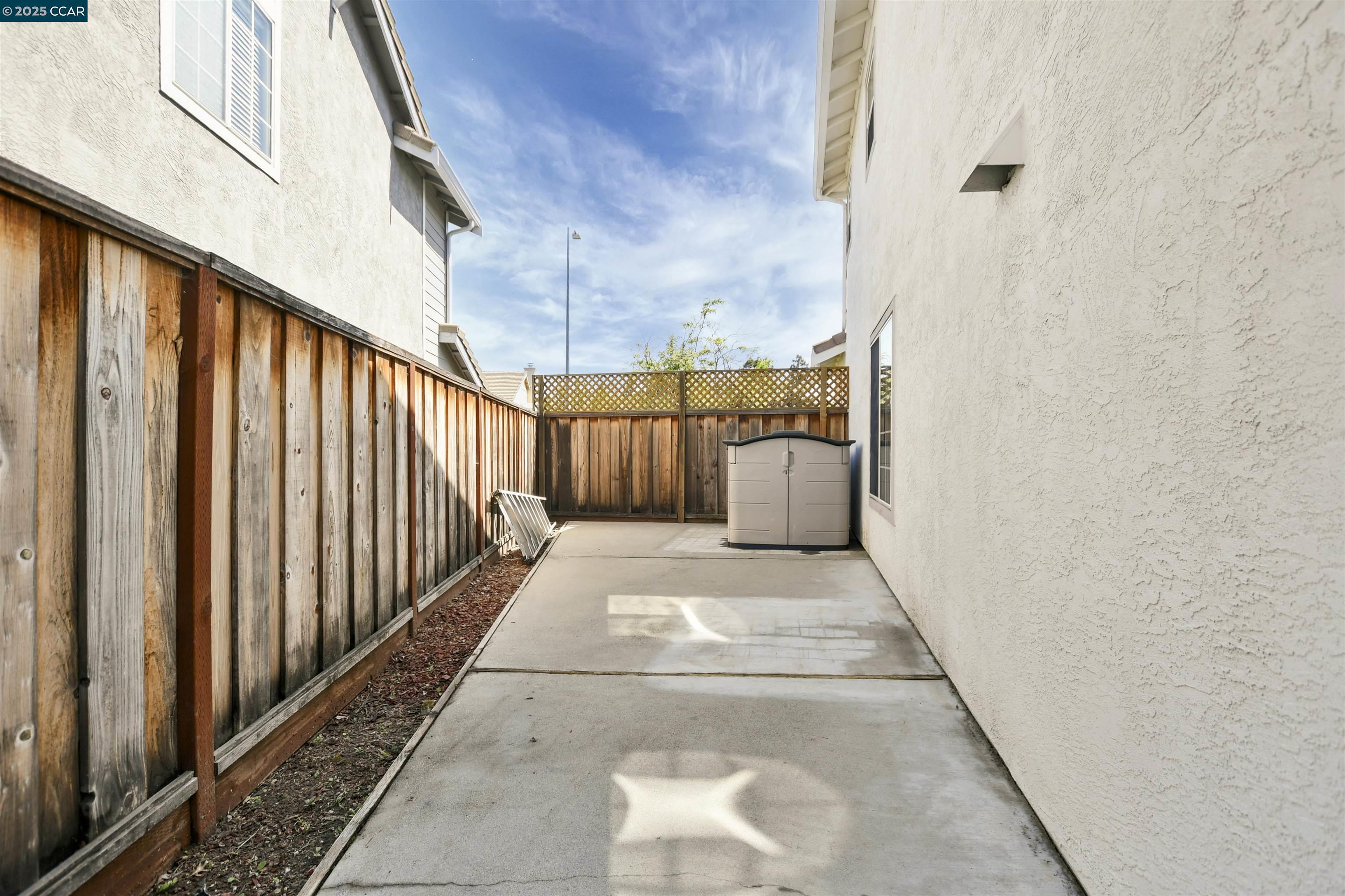 Detail Gallery Image 40 of 45 For 276 Oakwood Cir, Martinez,  CA 94553 - 6 Beds | 3 Baths