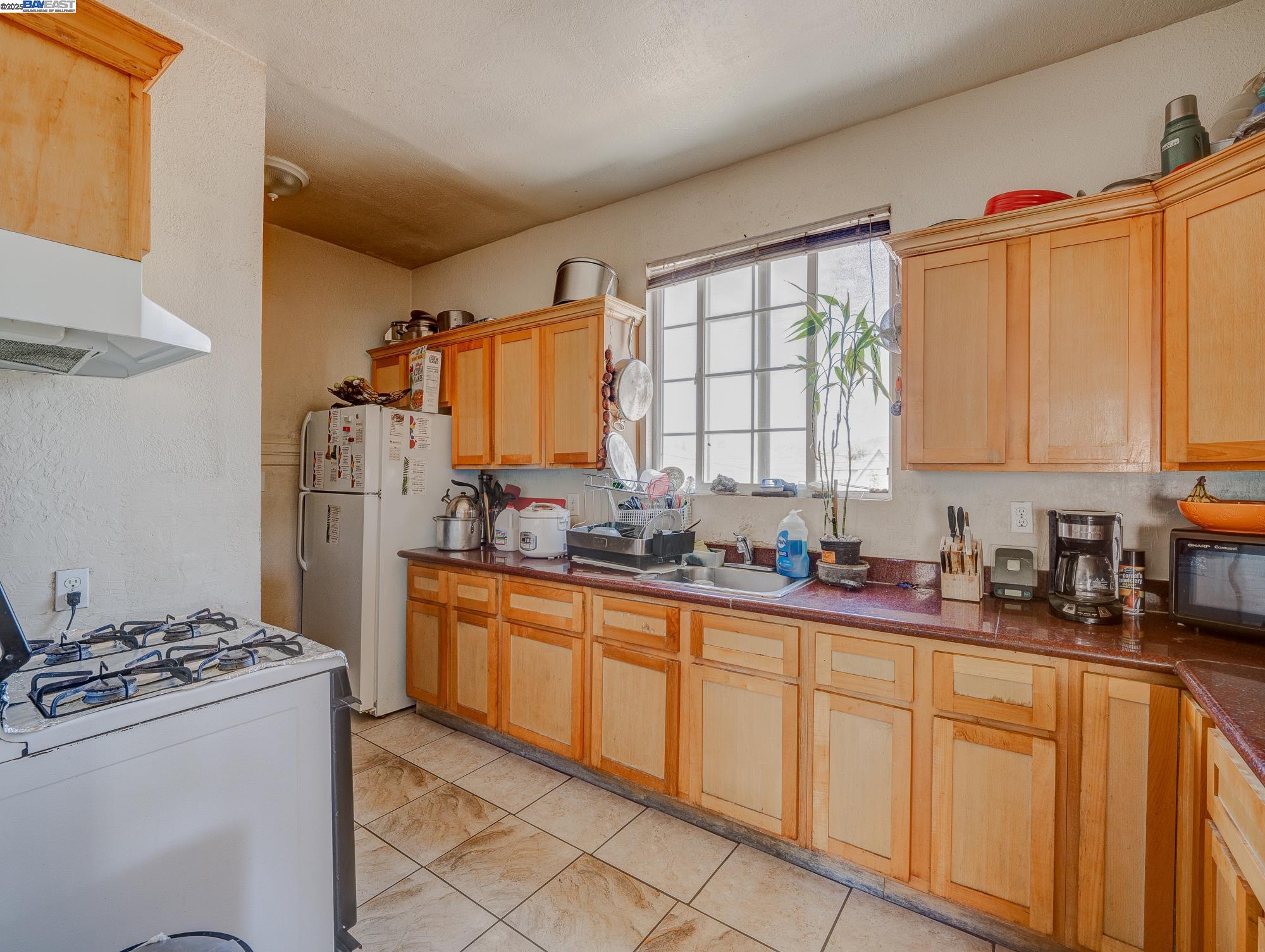 Detail Gallery Image 14 of 45 For 1437 25th Ave, Oakland,  CA 94601 - – Beds | – Baths