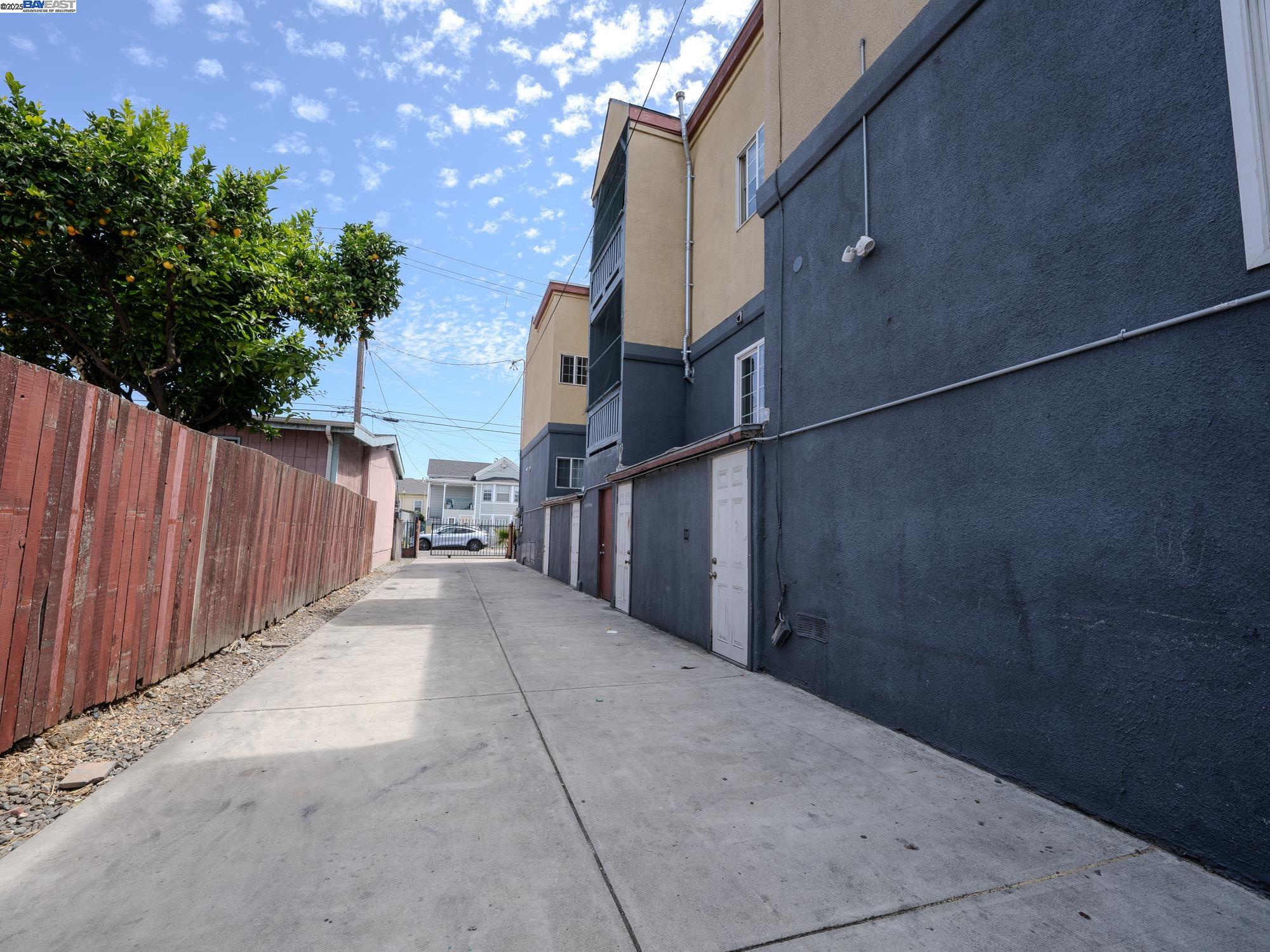 Detail Gallery Image 43 of 45 For 1437 25th Ave, Oakland,  CA 94601 - – Beds | – Baths