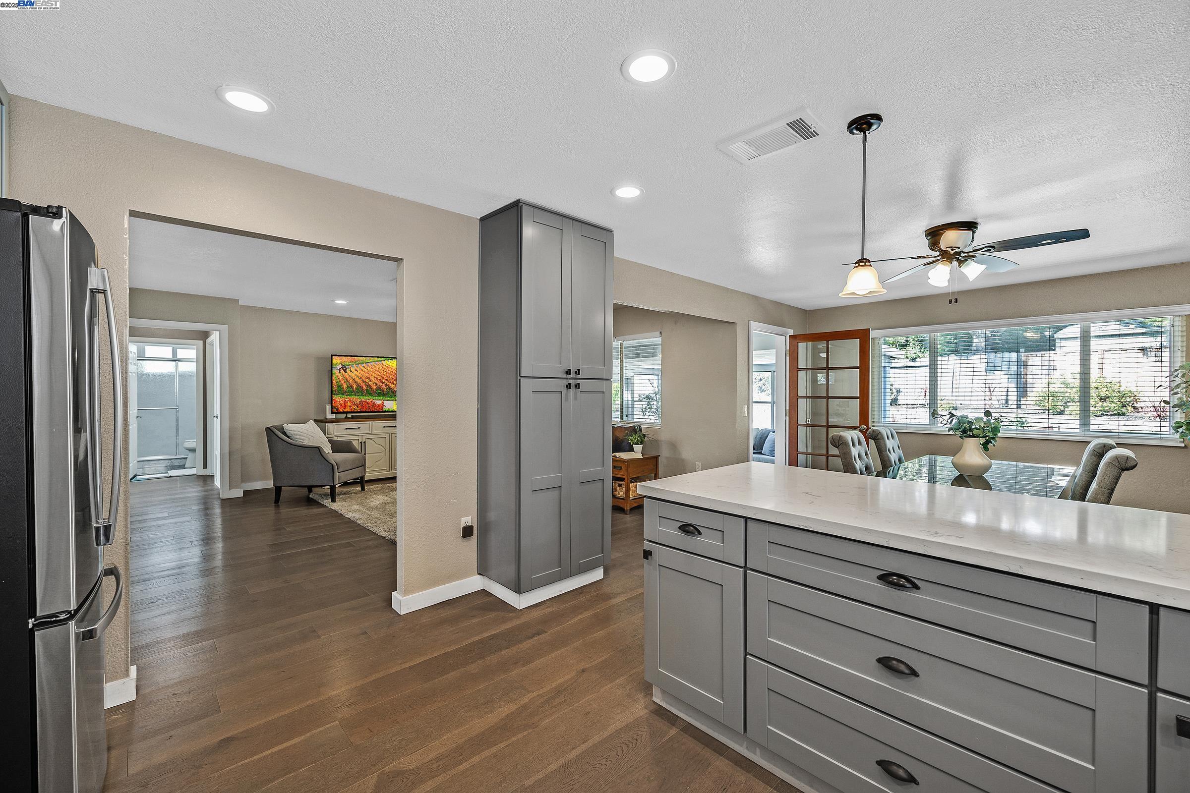 Detail Gallery Image 17 of 29 For 17 Helix Ct, San Ramon,  CA 94583 - 3 Beds | 2 Baths