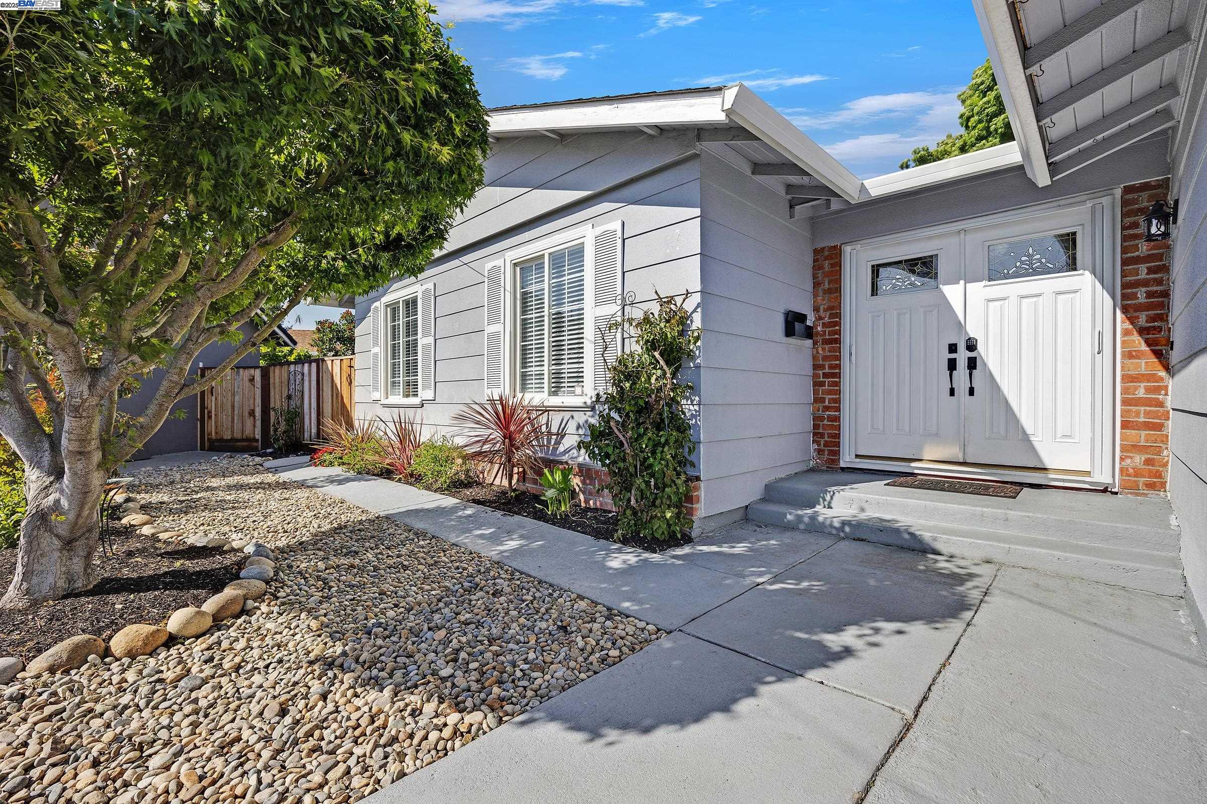 Detail Gallery Image 25 of 29 For 17 Helix Ct, San Ramon,  CA 94583 - 3 Beds | 2 Baths