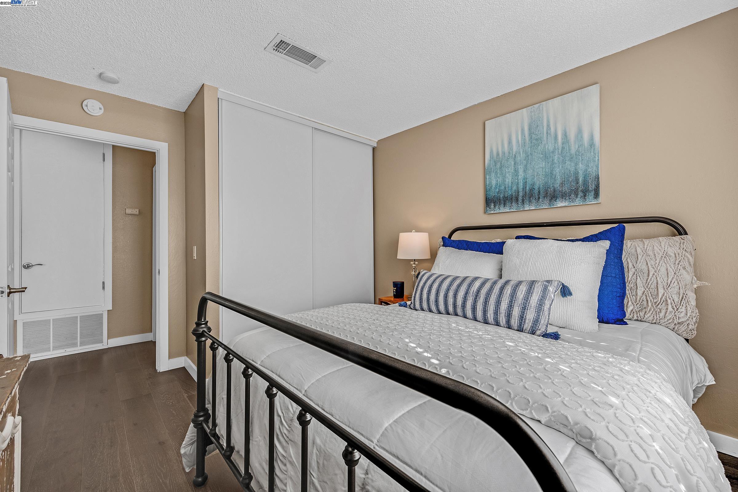 Detail Gallery Image 9 of 29 For 17 Helix Ct, San Ramon,  CA 94583 - 3 Beds | 2 Baths