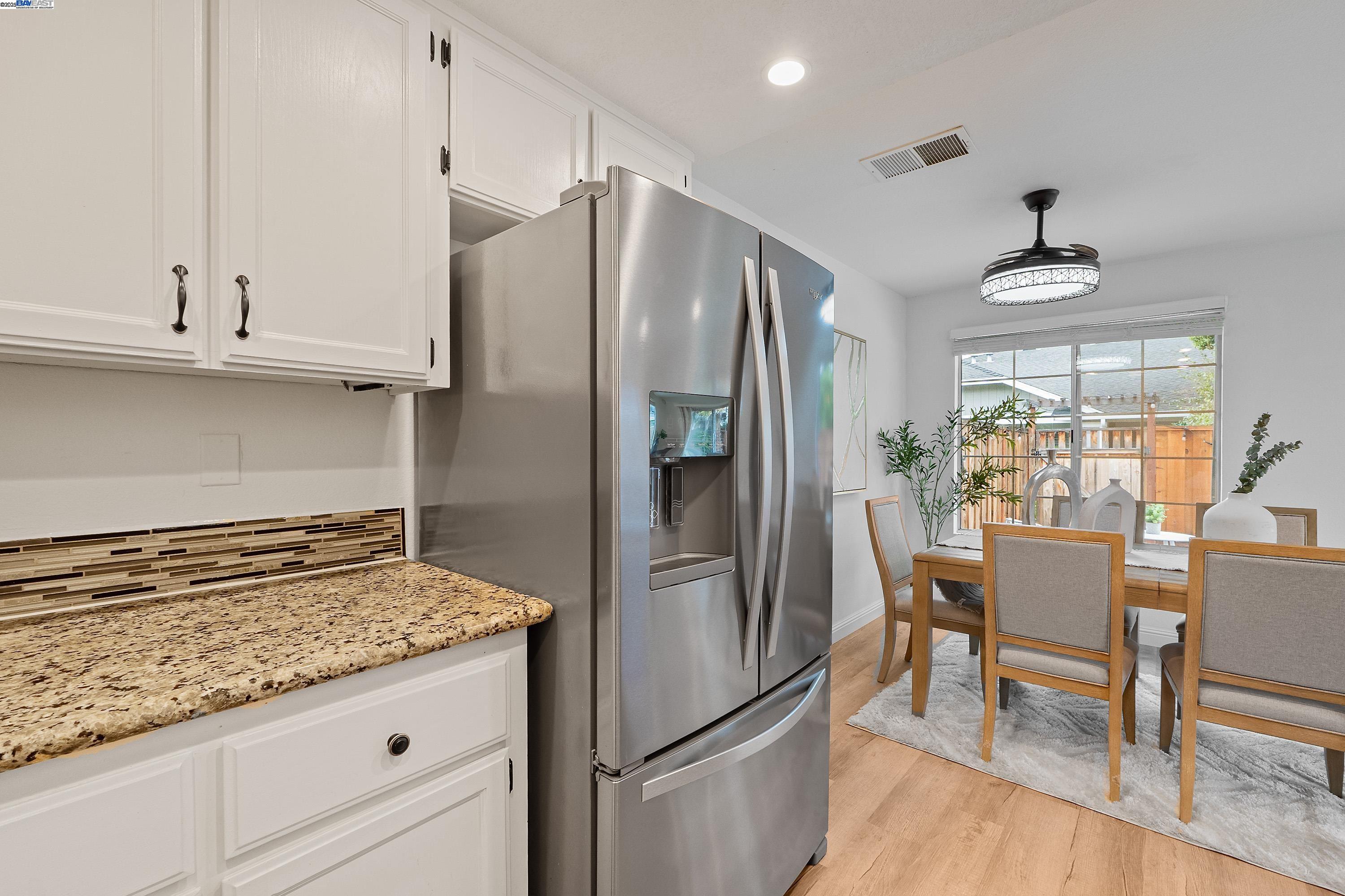 Detail Gallery Image 11 of 40 For 238 Mavis Dr, Pleasanton,  CA 94566 - 3 Beds | 2/1 Baths