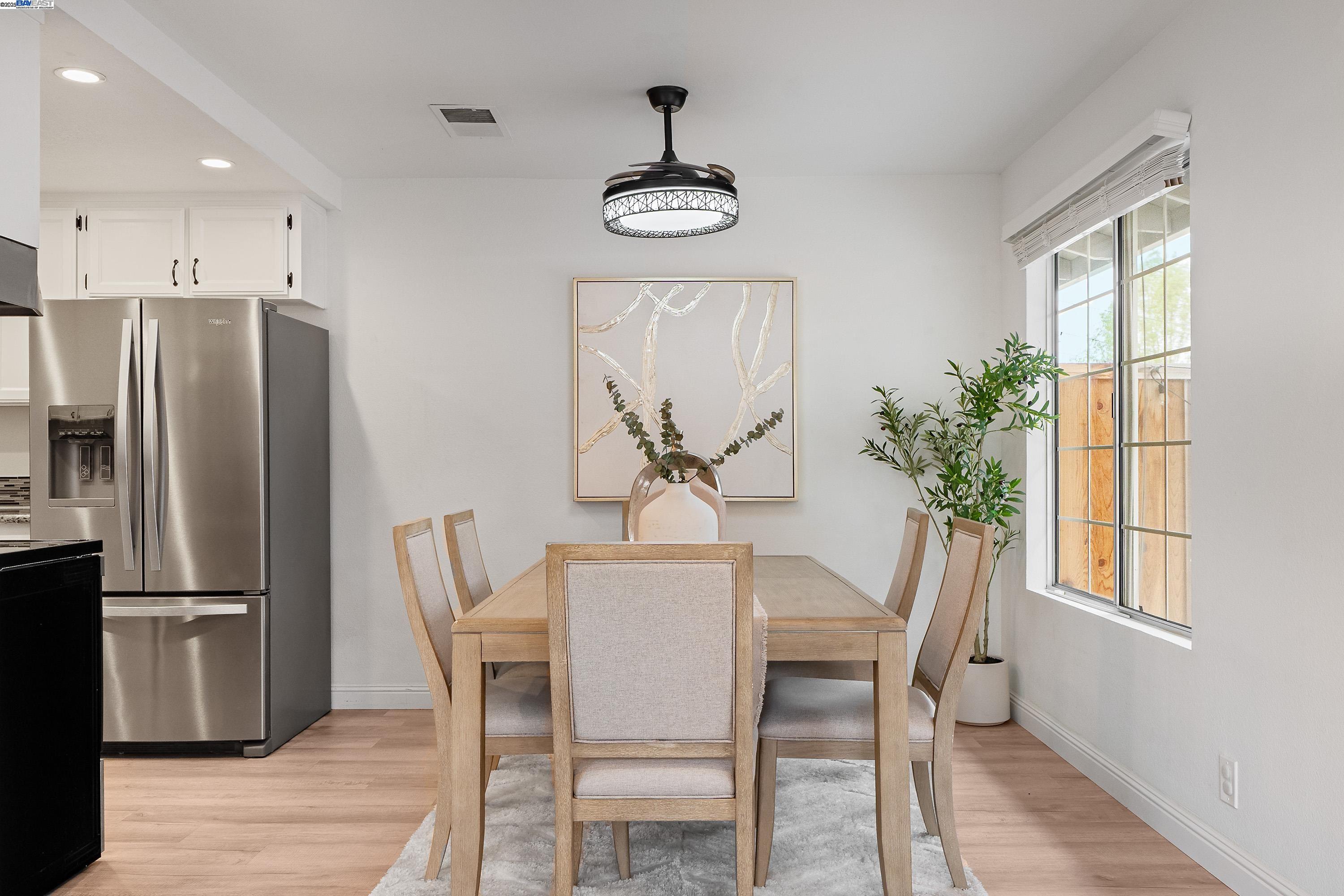 Detail Gallery Image 12 of 40 For 238 Mavis Dr, Pleasanton,  CA 94566 - 3 Beds | 2/1 Baths