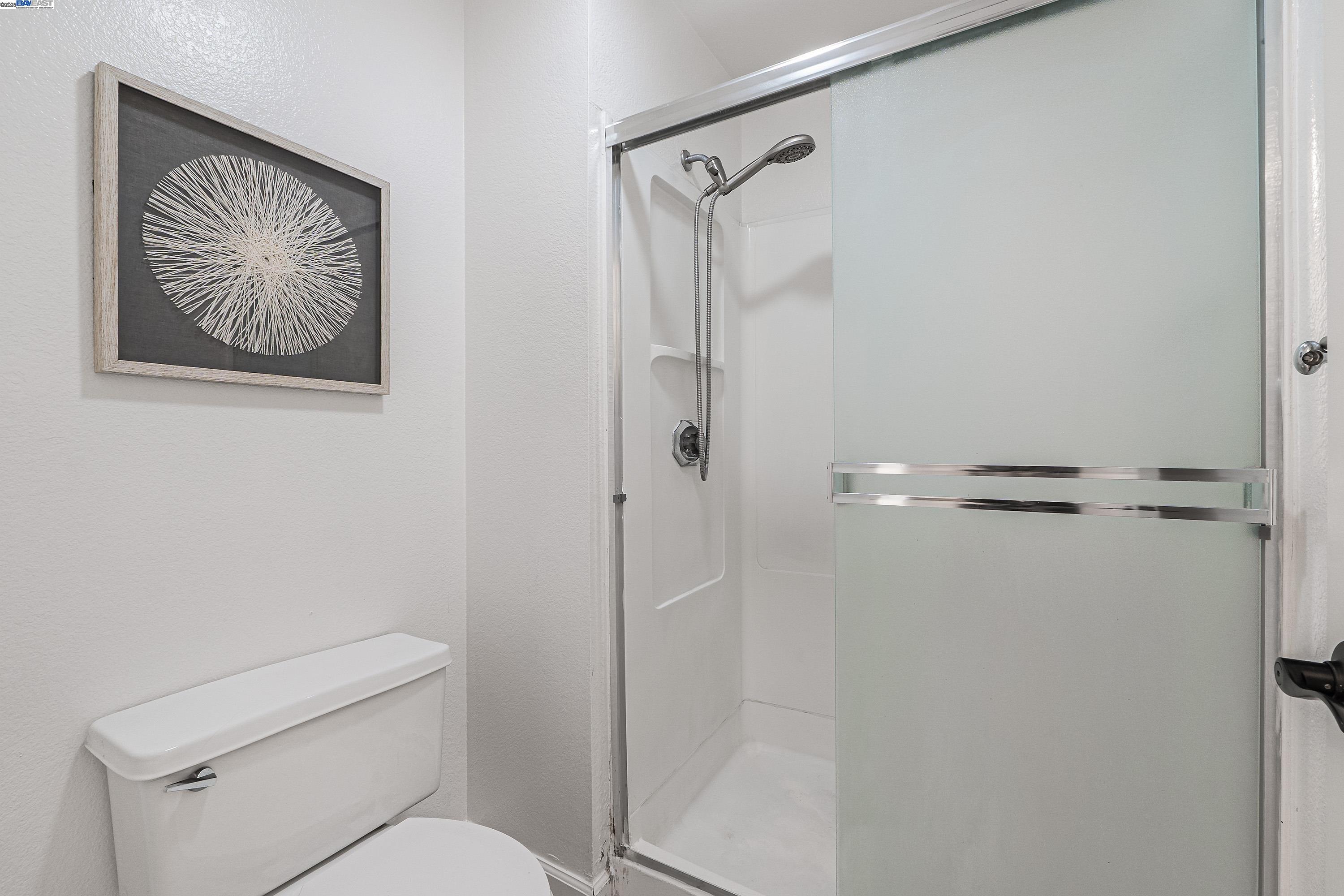 Detail Gallery Image 20 of 40 For 238 Mavis Dr, Pleasanton,  CA 94566 - 3 Beds | 2/1 Baths