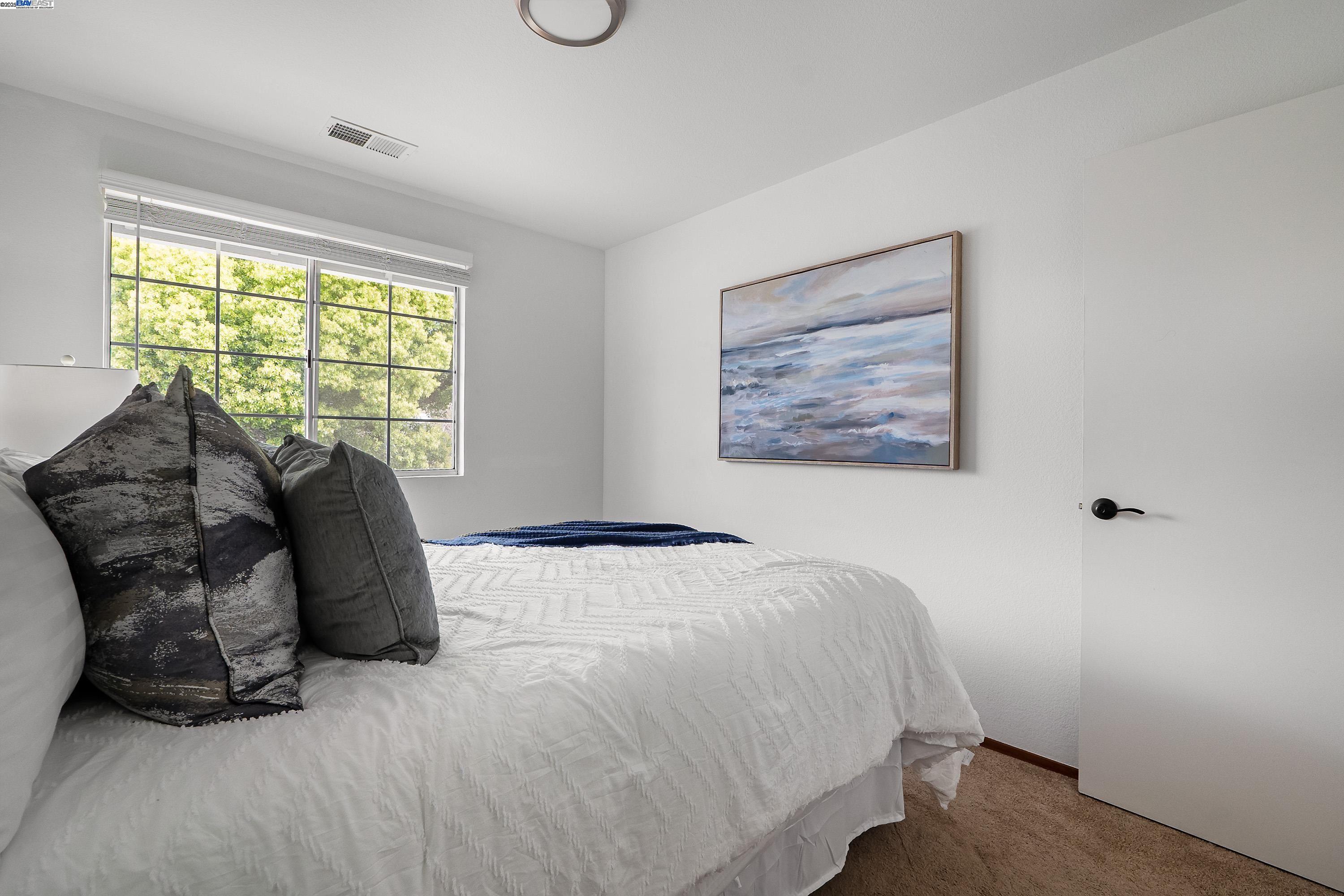 Detail Gallery Image 21 of 40 For 238 Mavis Dr, Pleasanton,  CA 94566 - 3 Beds | 2/1 Baths