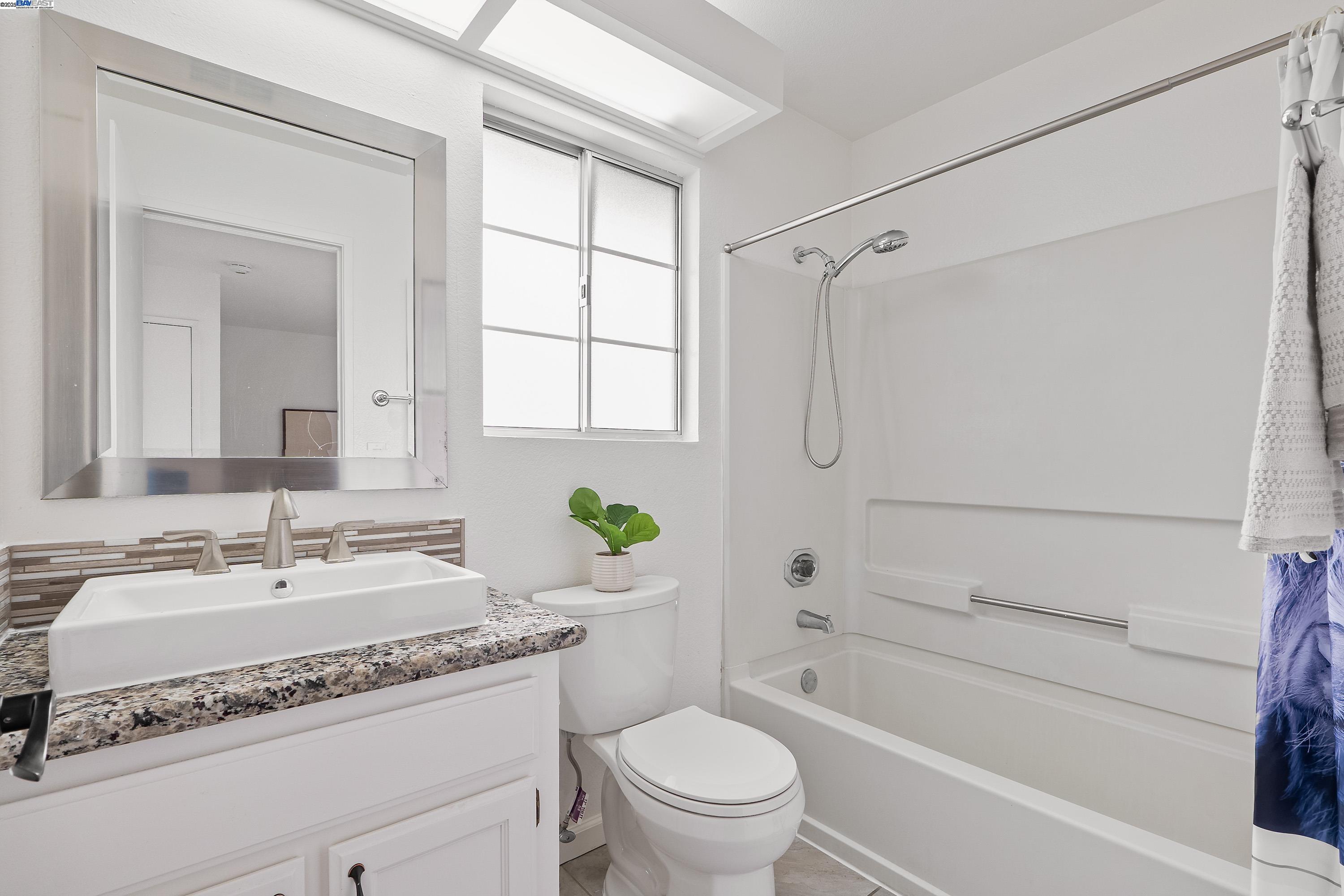 Detail Gallery Image 28 of 40 For 238 Mavis Dr, Pleasanton,  CA 94566 - 3 Beds | 2/1 Baths
