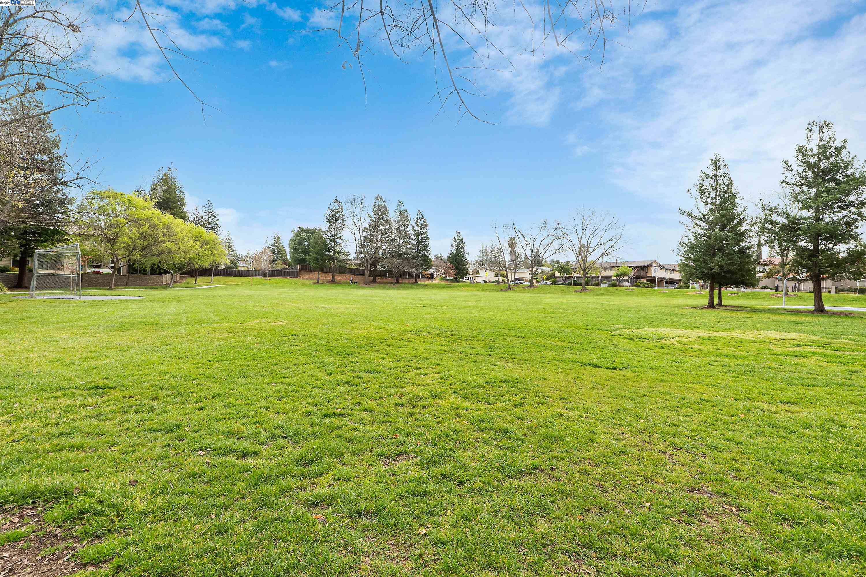 Detail Gallery Image 39 of 40 For 238 Mavis Dr, Pleasanton,  CA 94566 - 3 Beds | 2/1 Baths