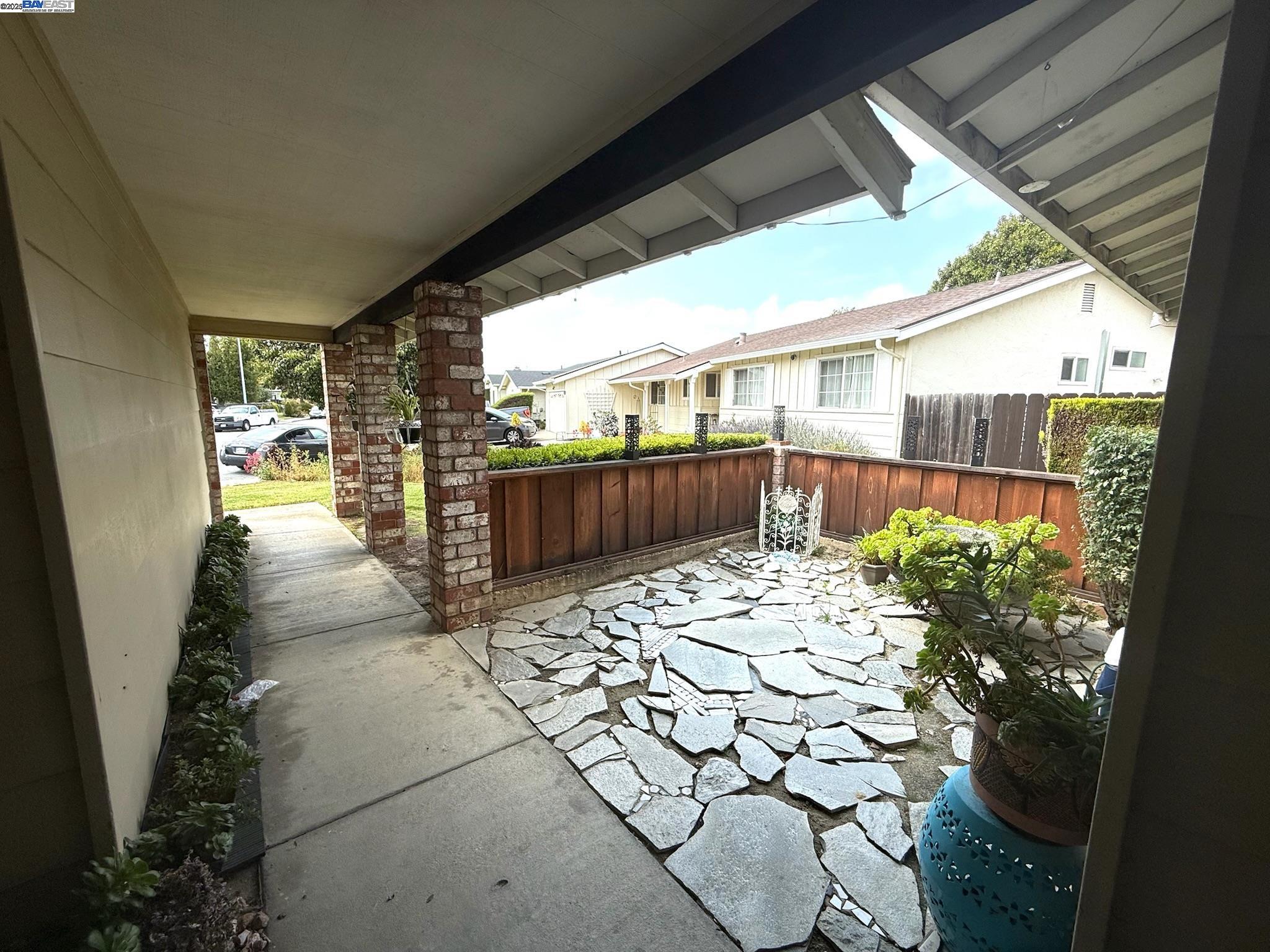 Detail Gallery Image 3 of 59 For 35266 Faraday Ct., Fremont,  CA 94536 - 3 Beds | 2 Baths