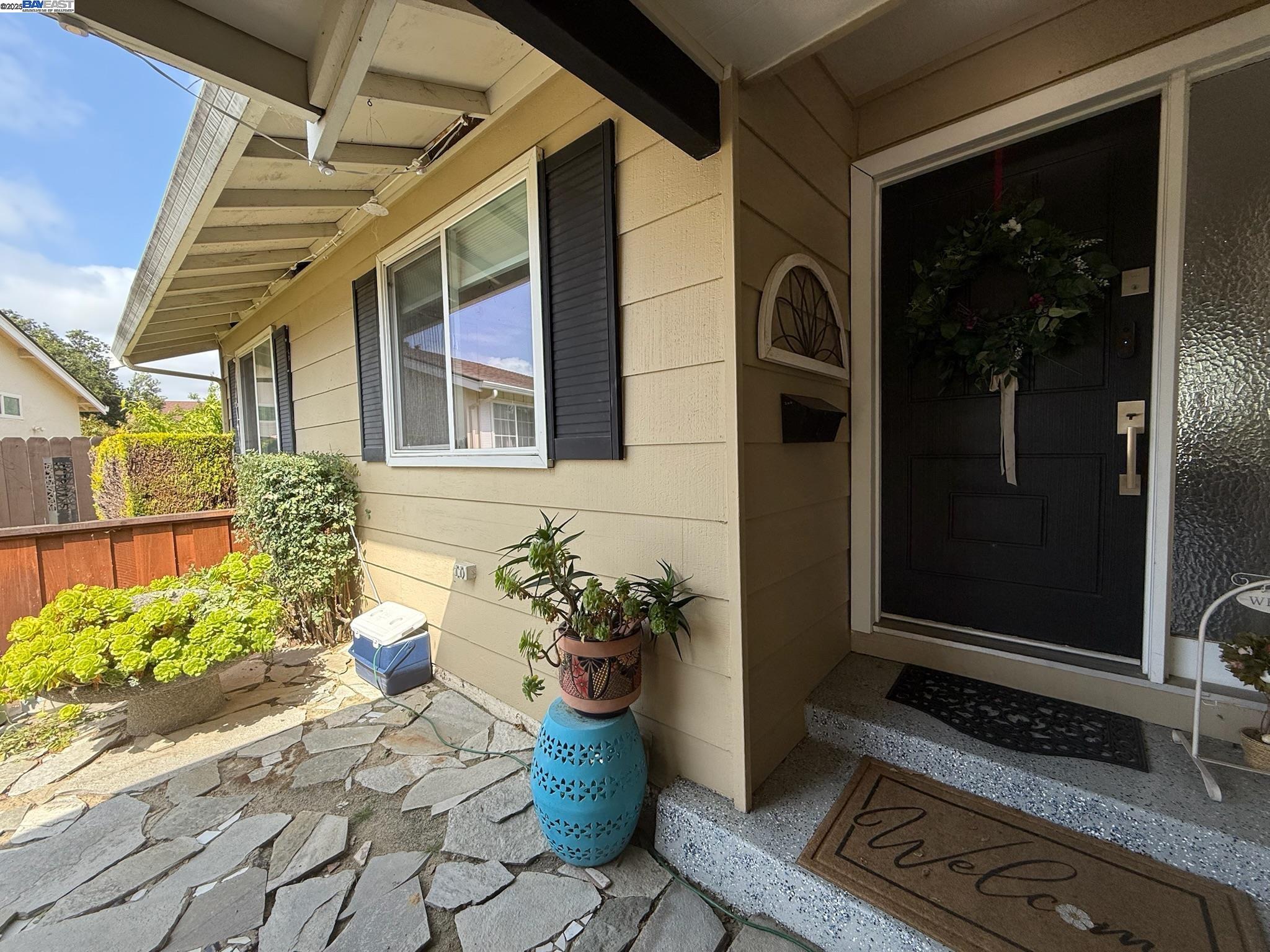 Detail Gallery Image 4 of 59 For 35266 Faraday Ct., Fremont,  CA 94536 - 3 Beds | 2 Baths