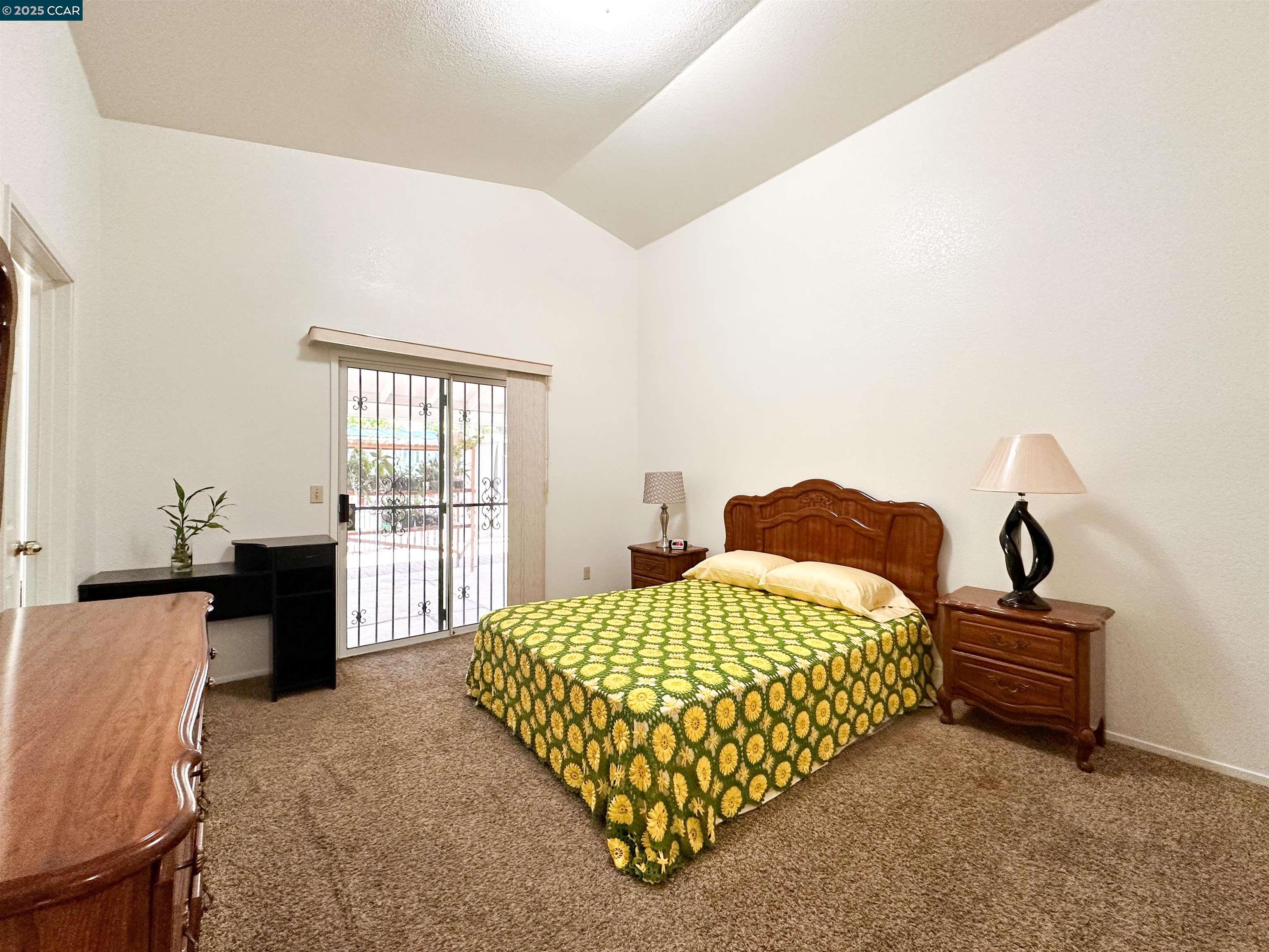 Detail Gallery Image 17 of 41 For 5286 Barbados Cir, Stockton,  CA 95210 - 3 Beds | 2 Baths