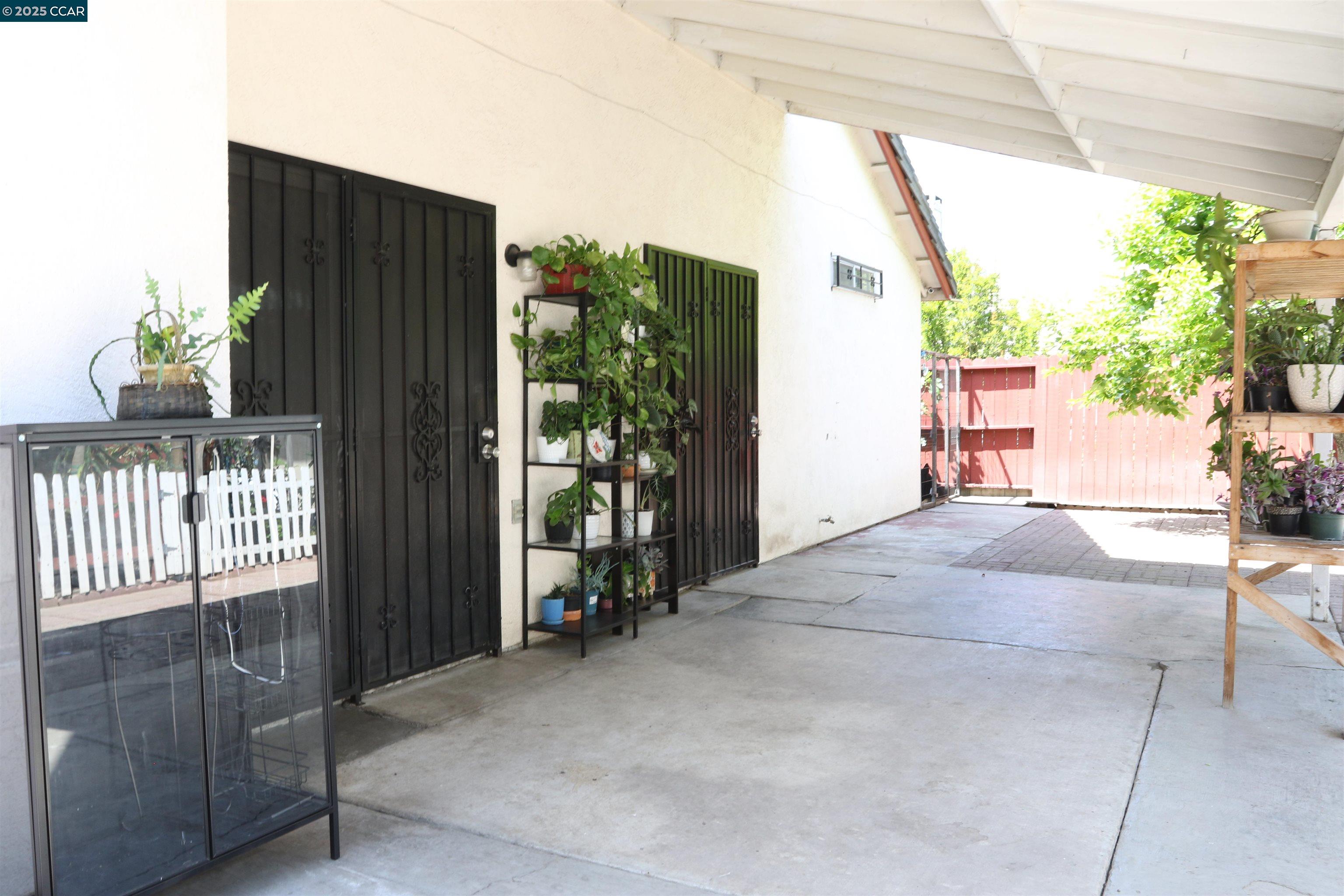 Detail Gallery Image 30 of 41 For 5286 Barbados Cir, Stockton,  CA 95210 - 3 Beds | 2 Baths