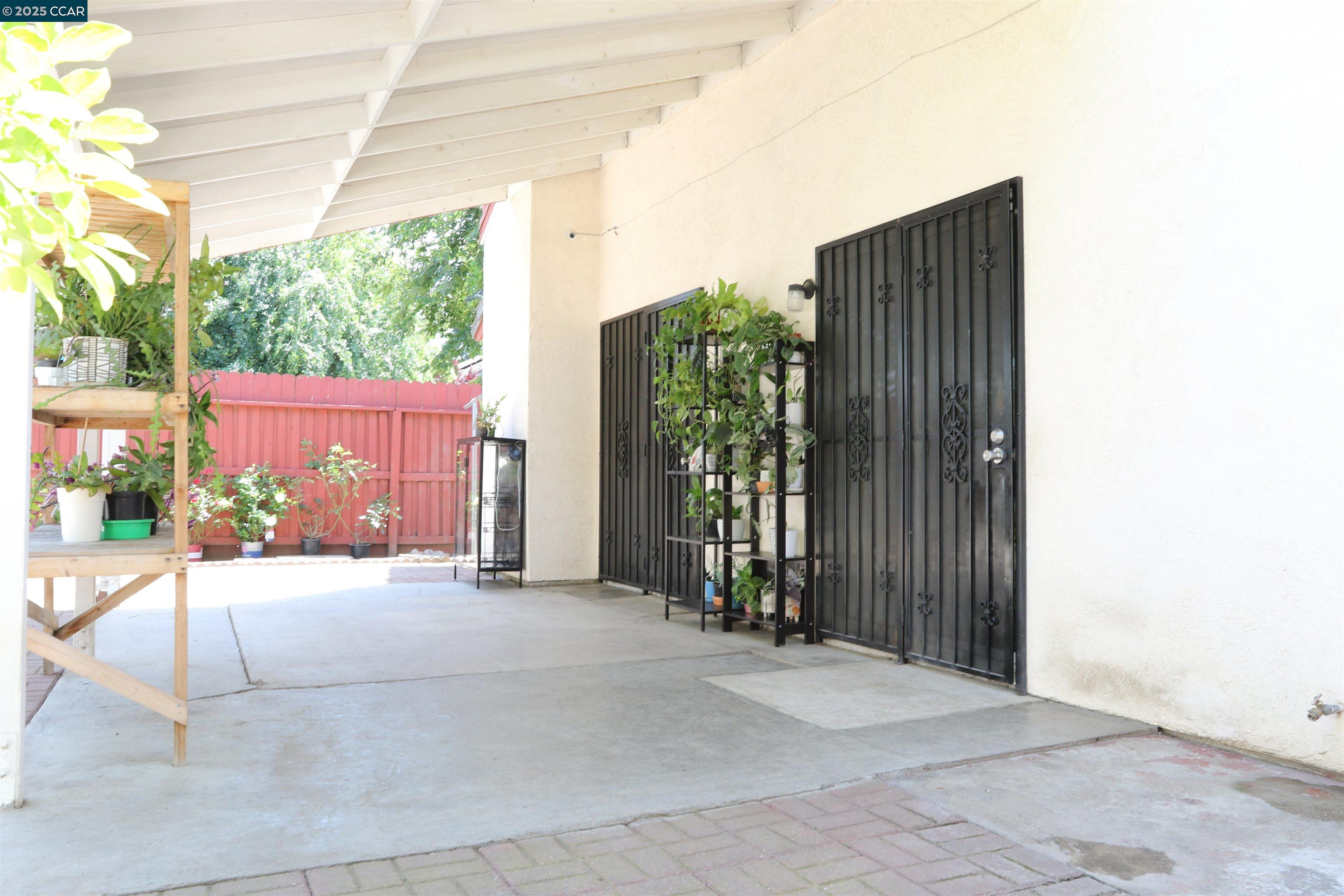 Detail Gallery Image 32 of 41 For 5286 Barbados Cir, Stockton,  CA 95210 - 3 Beds | 2 Baths