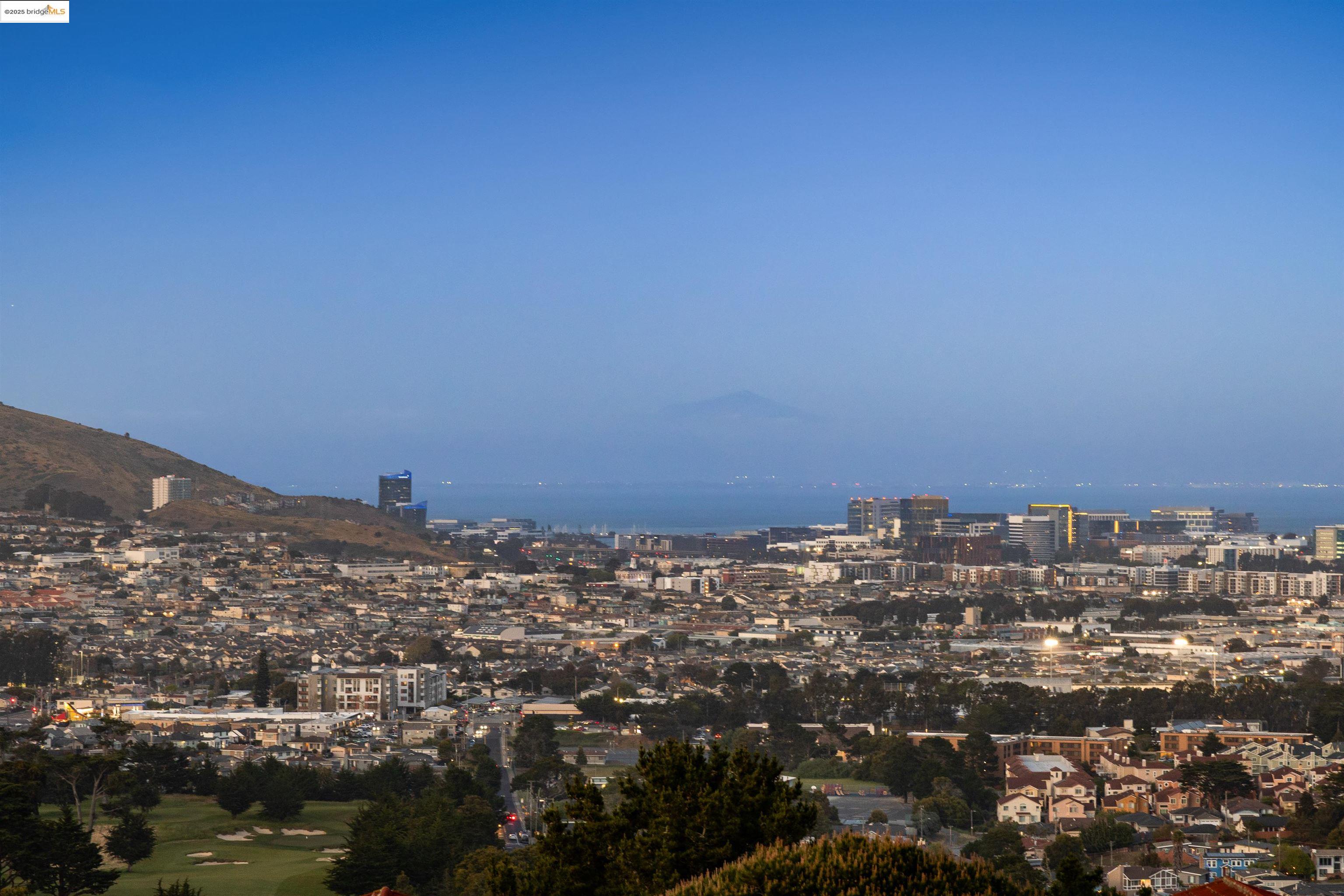 Detail Gallery Image 44 of 59 For 115 Valleyview Way, South San Francisco,  CA 94080 - 4 Beds | 2/1 Baths