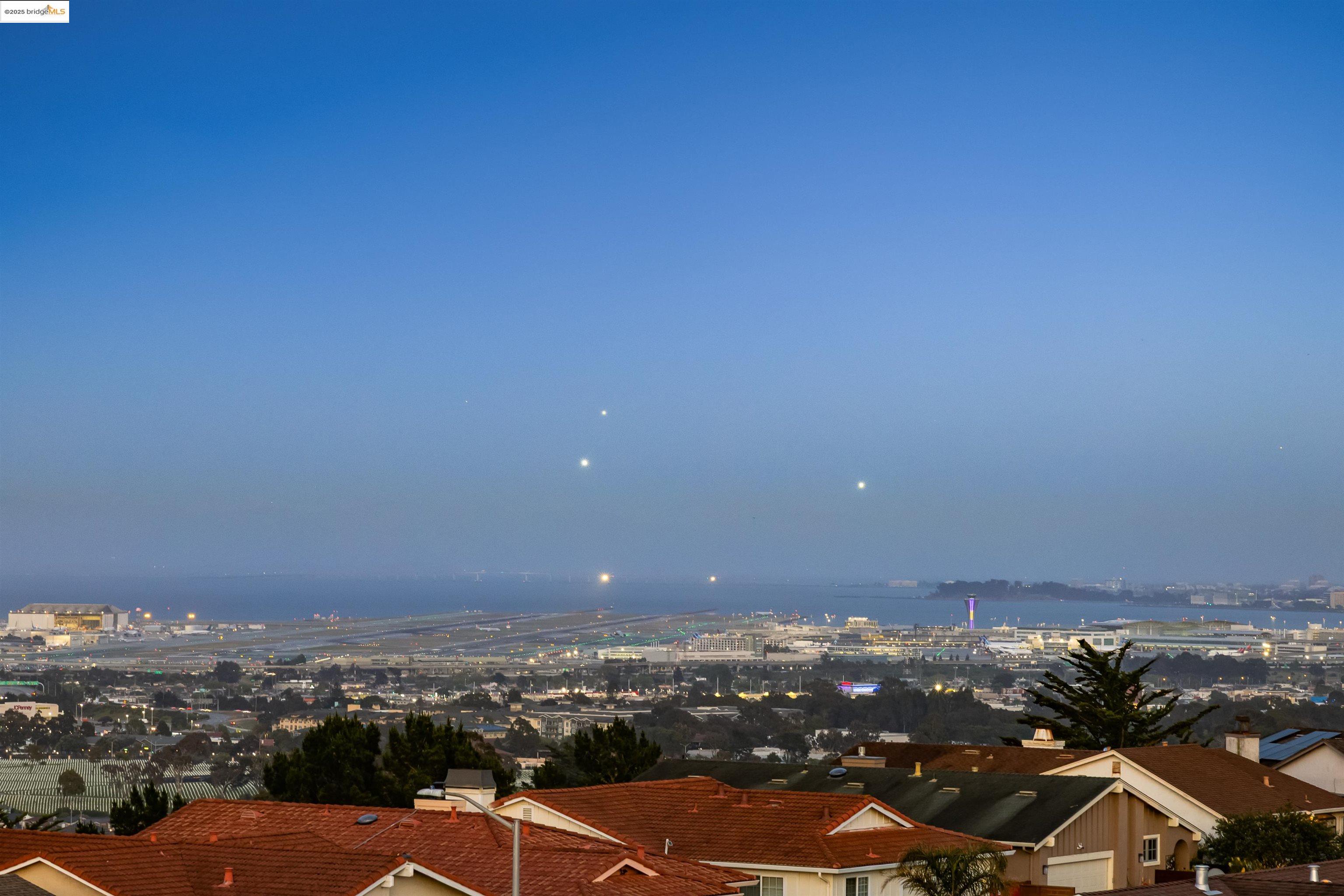 Detail Gallery Image 45 of 59 For 115 Valleyview Way, South San Francisco,  CA 94080 - 4 Beds | 2/1 Baths