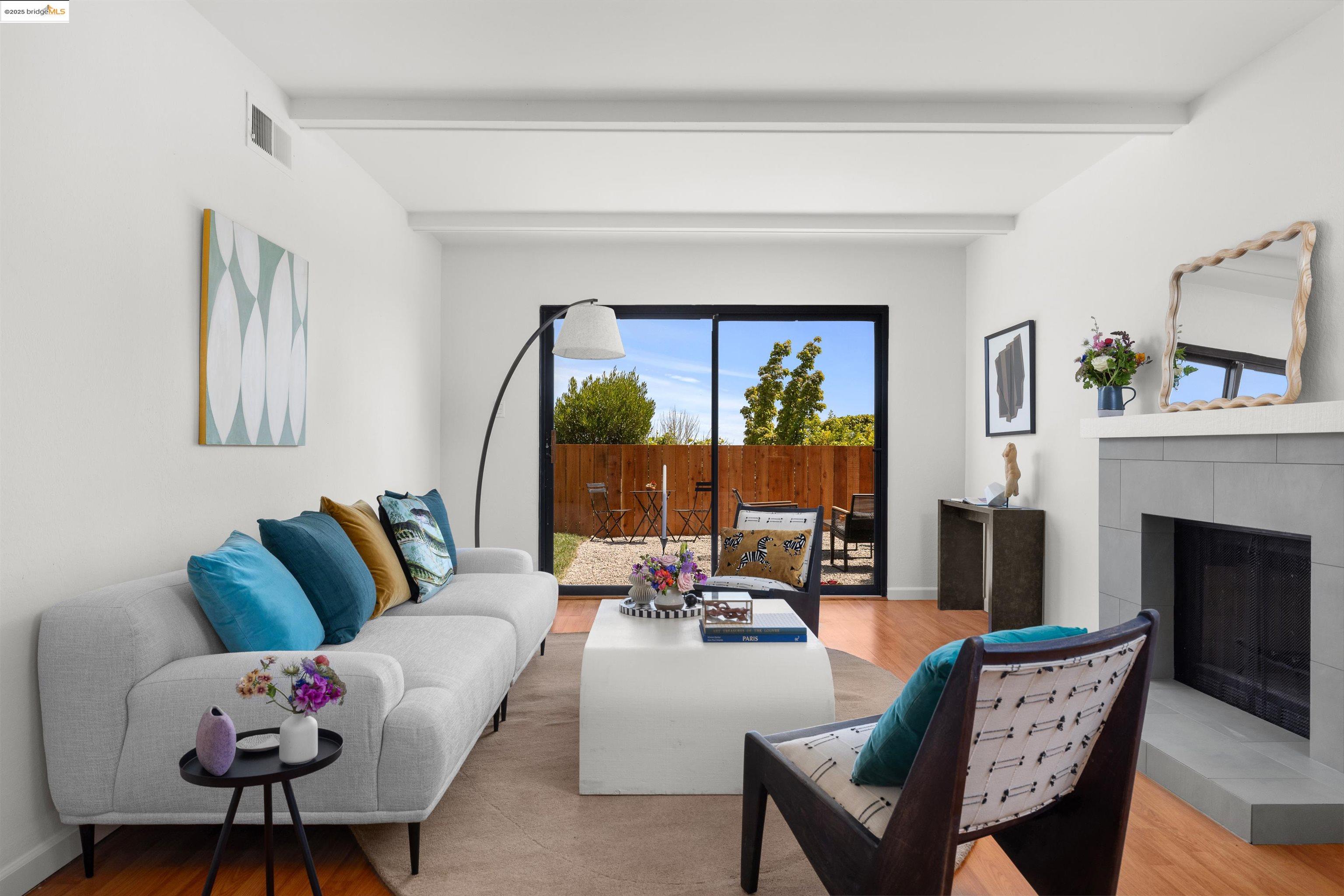 Detail Gallery Image 52 of 59 For 115 Valleyview Way, South San Francisco,  CA 94080 - 4 Beds | 2/1 Baths