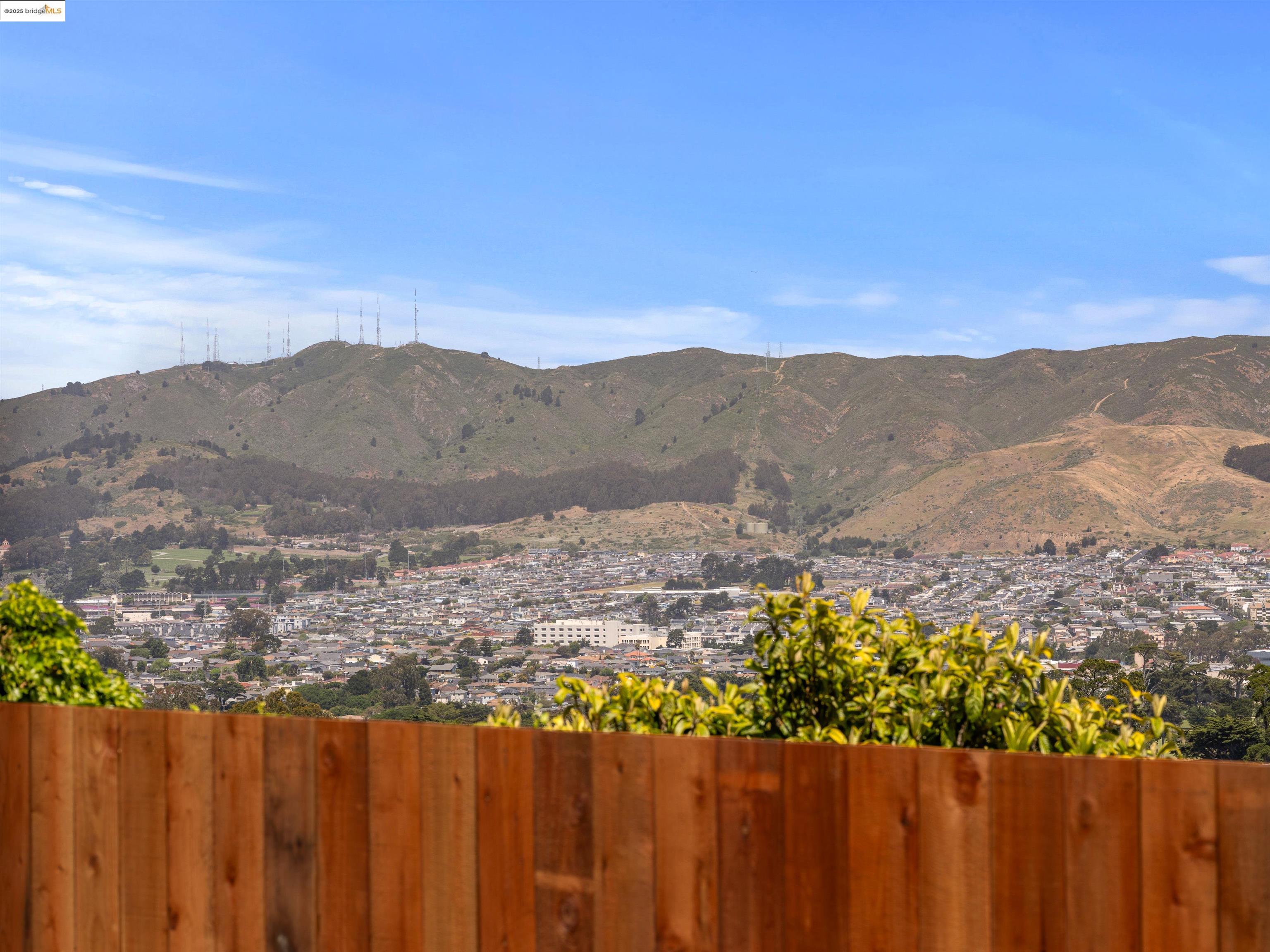 Detail Gallery Image 55 of 59 For 115 Valleyview Way, South San Francisco,  CA 94080 - 4 Beds | 2/1 Baths
