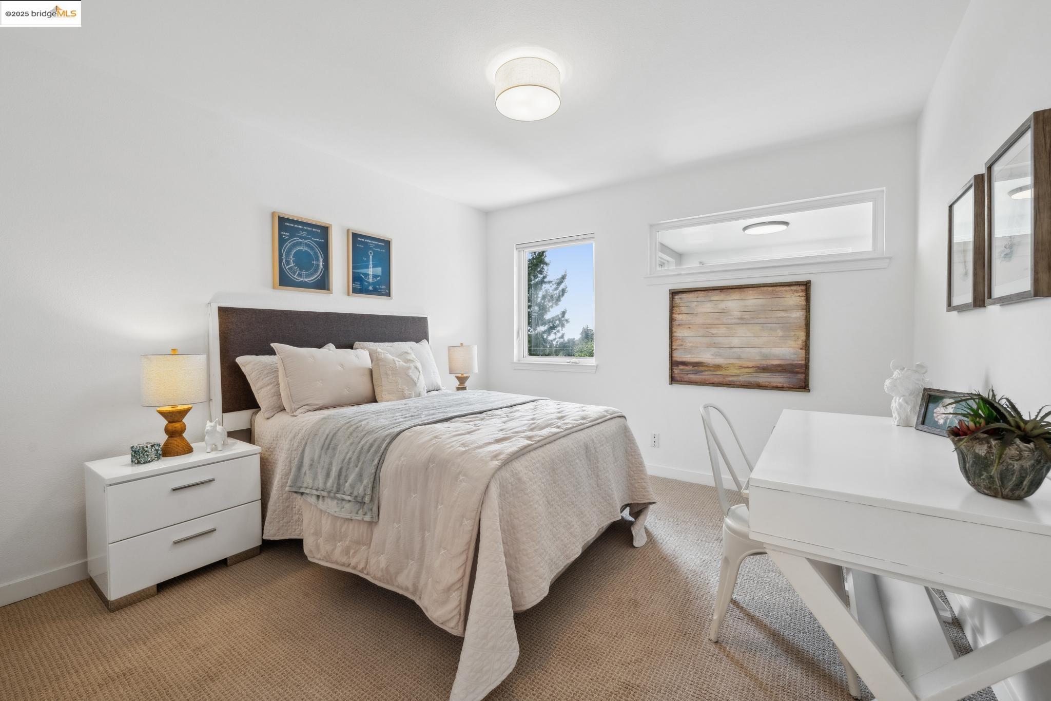 Detail Gallery Image 23 of 59 For 6951 Chambers Dr, Oakland,  CA 94611 - 6 Beds | 3 Baths
