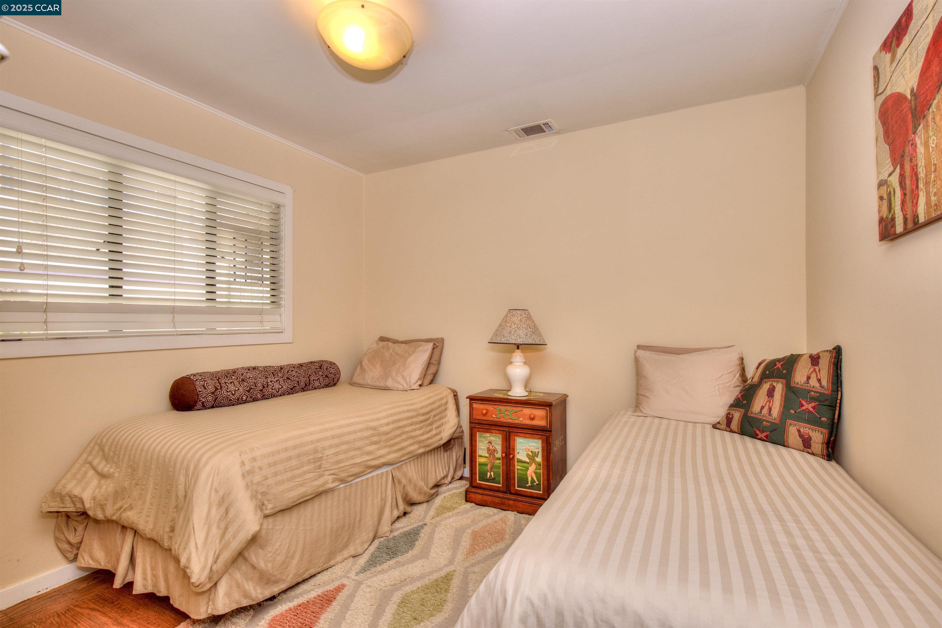 1679 Carmel Dr # 2, Walnut Creek, California 94596, 2 Bedrooms Bedrooms, 5 Rooms Rooms,1 BathroomBathrooms,Residential Lease,For Rent,1679 Carmel Dr # 2,41095981