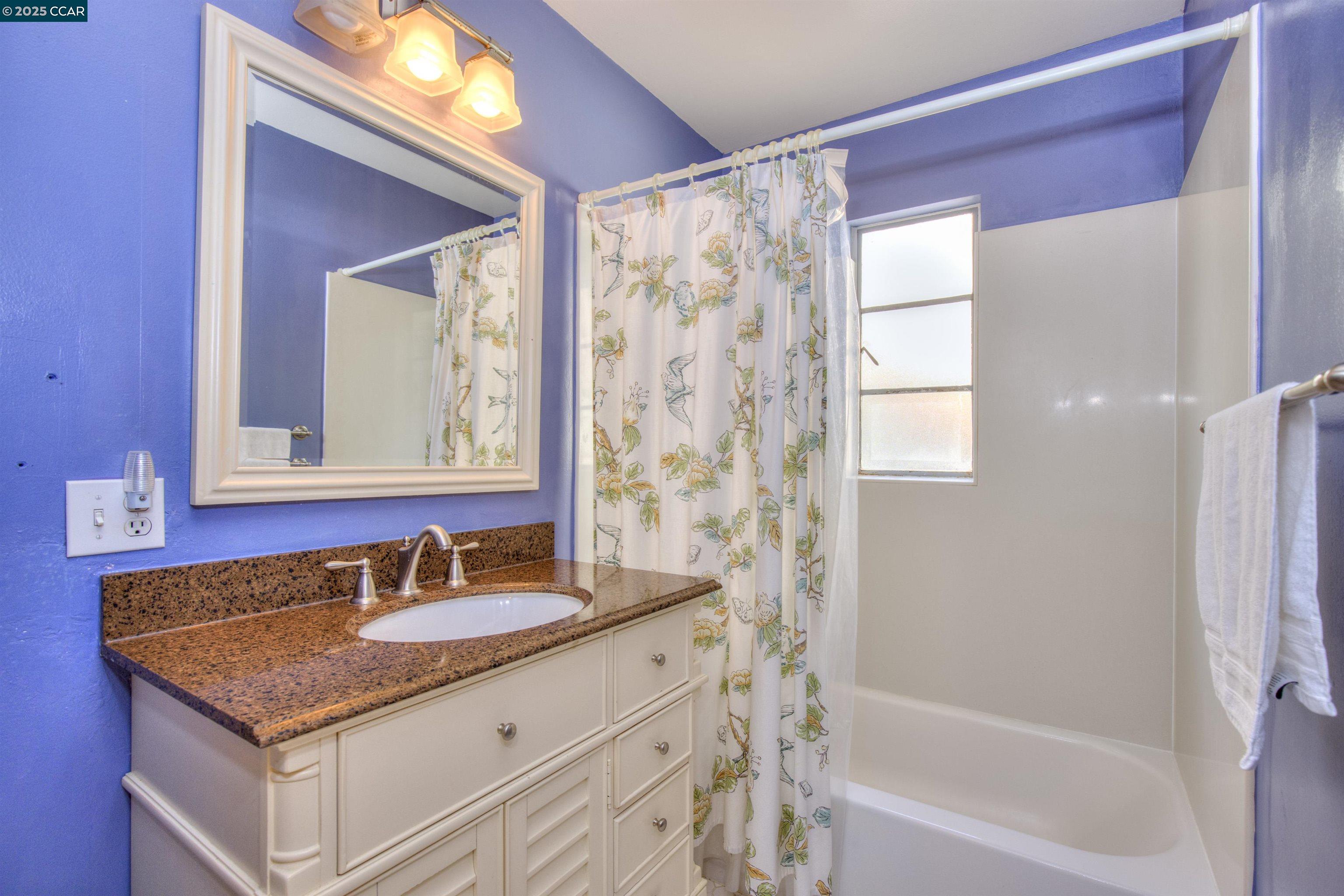 1679 Carmel Dr # 2, Walnut Creek, California 94596, 2 Bedrooms Bedrooms, 5 Rooms Rooms,1 BathroomBathrooms,Residential Lease,For Rent,1679 Carmel Dr # 2,41095981