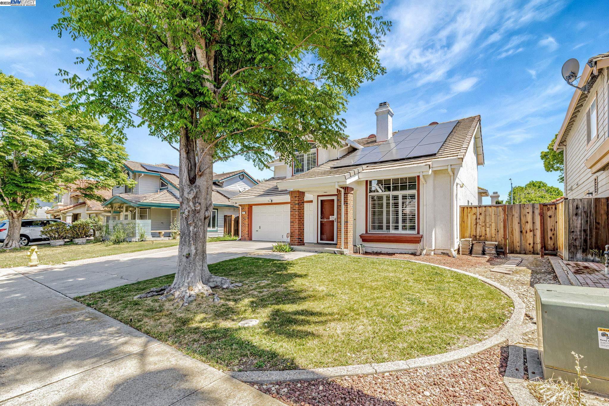 Detail Gallery Image 2 of 26 For 2610 Meadow Brook Ln, Tracy,  CA 95376 - 3 Beds | 2/1 Baths