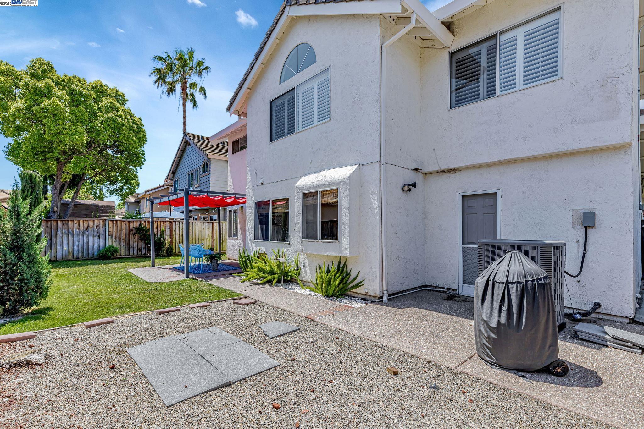 Detail Gallery Image 26 of 26 For 2610 Meadow Brook Ln, Tracy,  CA 95376 - 3 Beds | 2/1 Baths