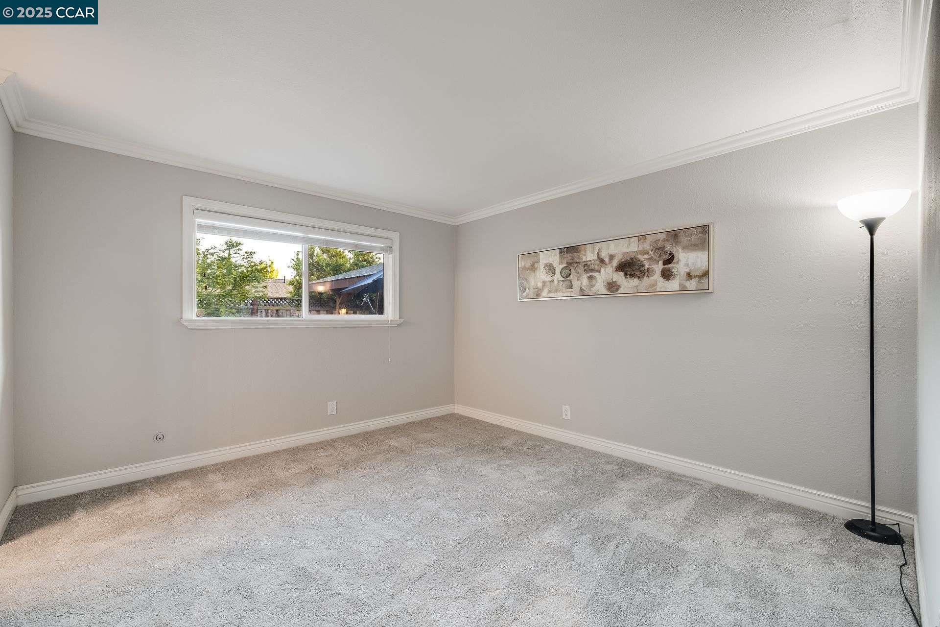 Detail Gallery Image 14 of 30 For 2560 Hamilton Ave, Concord,  CA 94519 - 3 Beds | 2 Baths