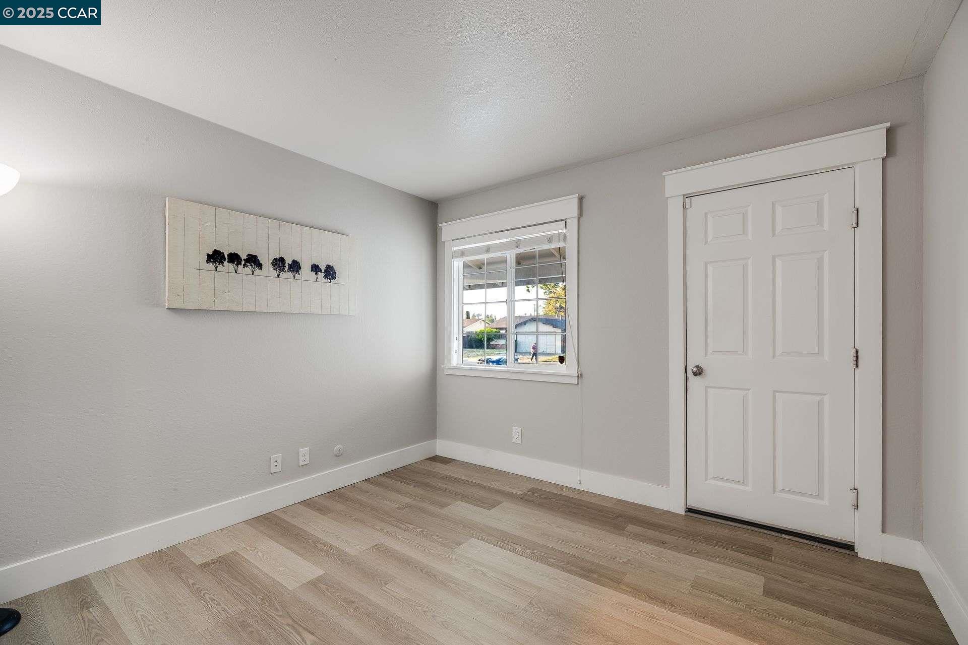 Detail Gallery Image 17 of 30 For 2560 Hamilton Ave, Concord,  CA 94519 - 3 Beds | 2 Baths