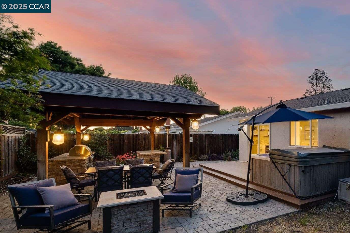 Detail Gallery Image 22 of 30 For 2560 Hamilton Ave, Concord,  CA 94519 - 3 Beds | 2 Baths