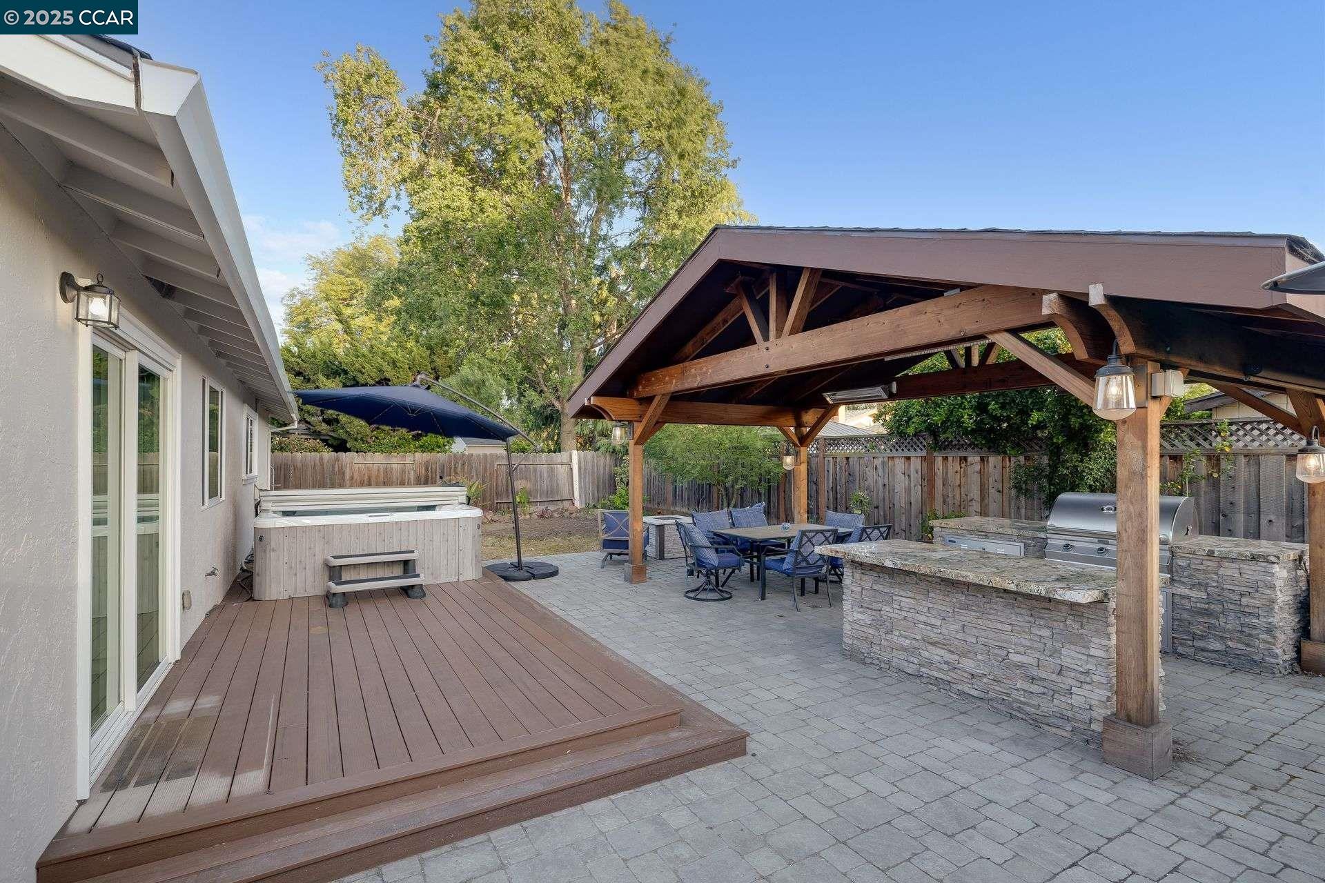 Detail Gallery Image 23 of 30 For 2560 Hamilton Ave, Concord,  CA 94519 - 3 Beds | 2 Baths