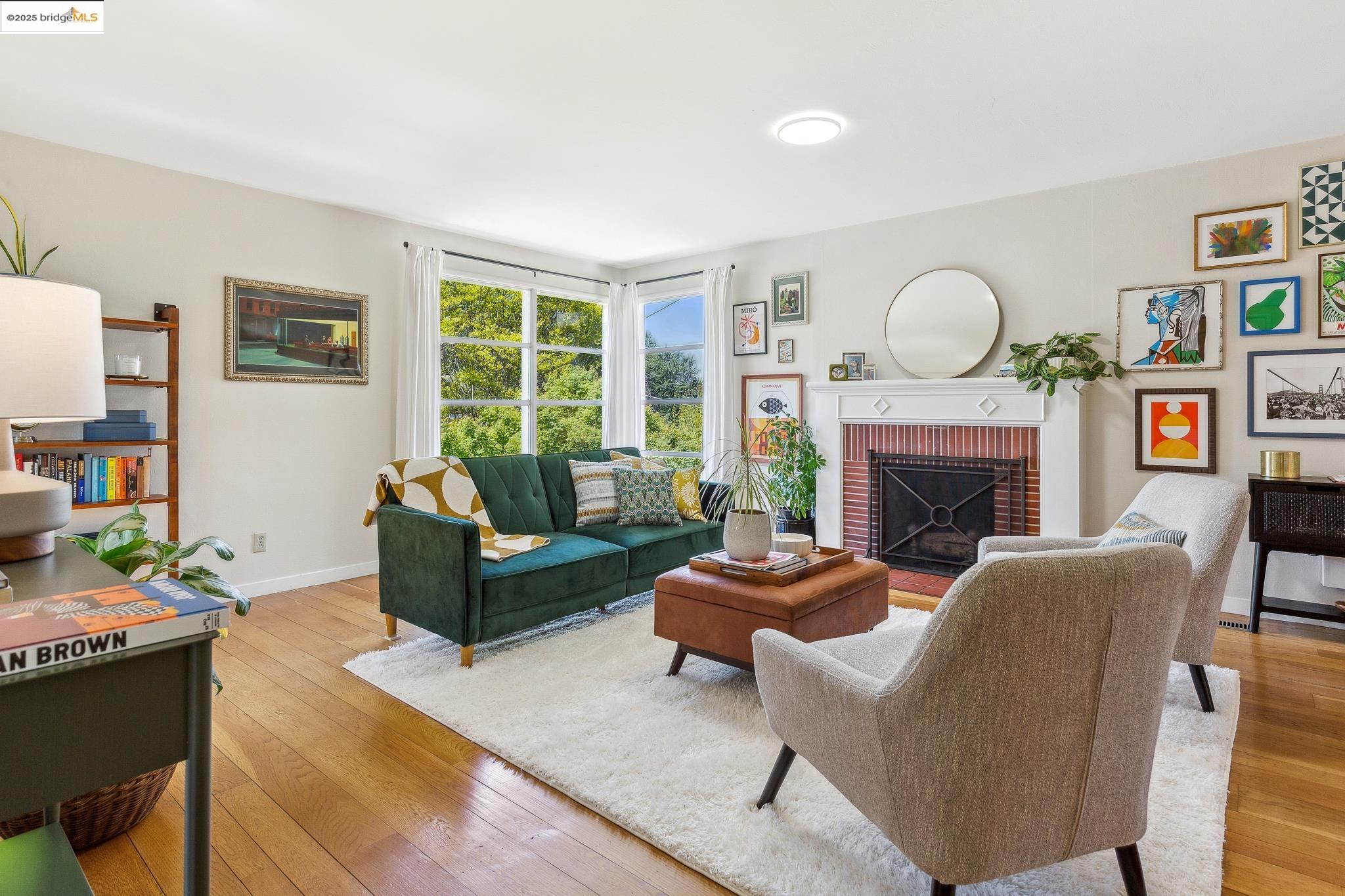 Detail Gallery Image 3 of 27 For 4634 Camden St, Oakland,  CA 94619 - 2 Beds | 1 Baths