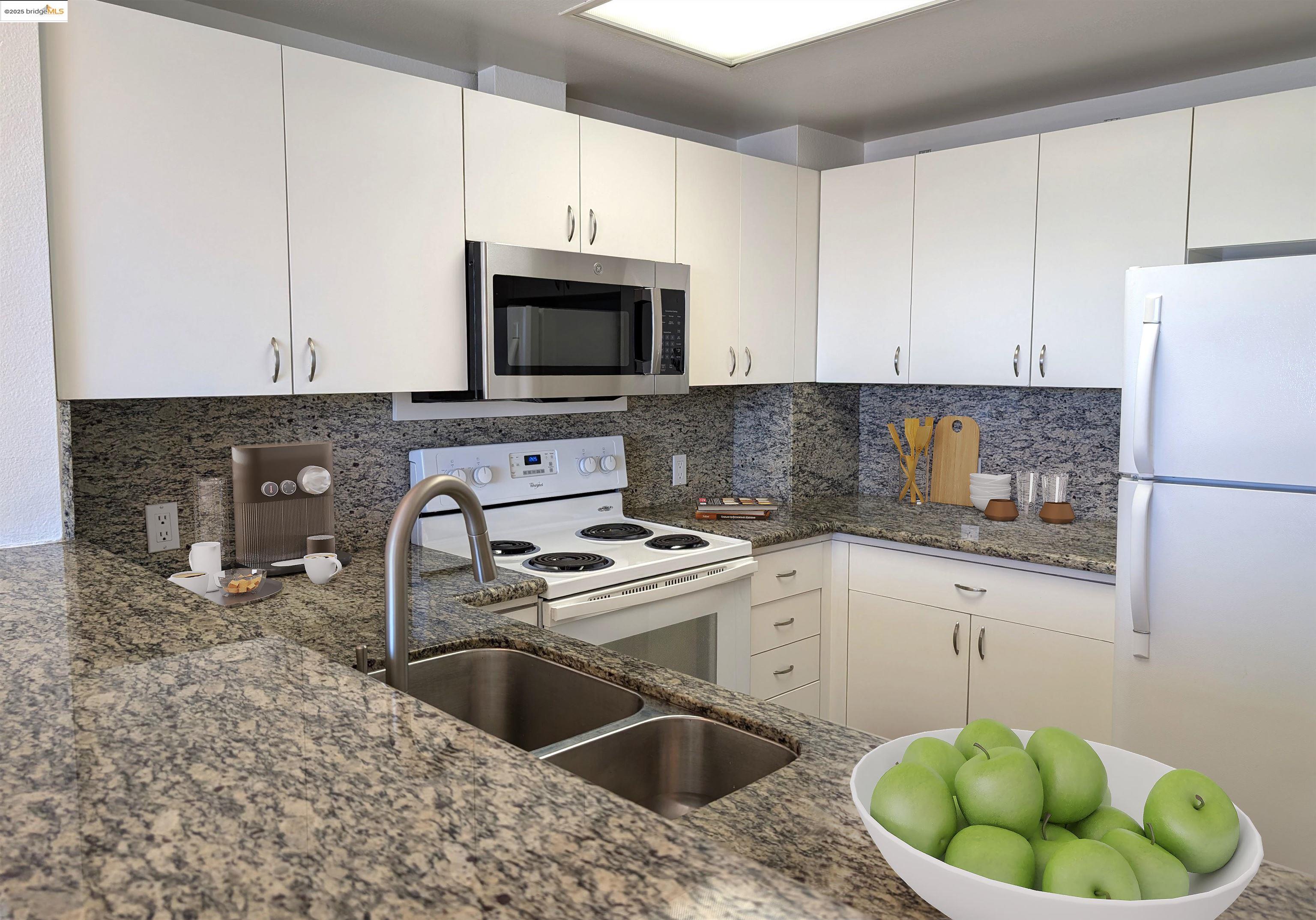 Detail Gallery Image 10 of 28 For 988 Franklin St #627,  Oakland,  CA 94607 - 1 Beds | 1 Baths