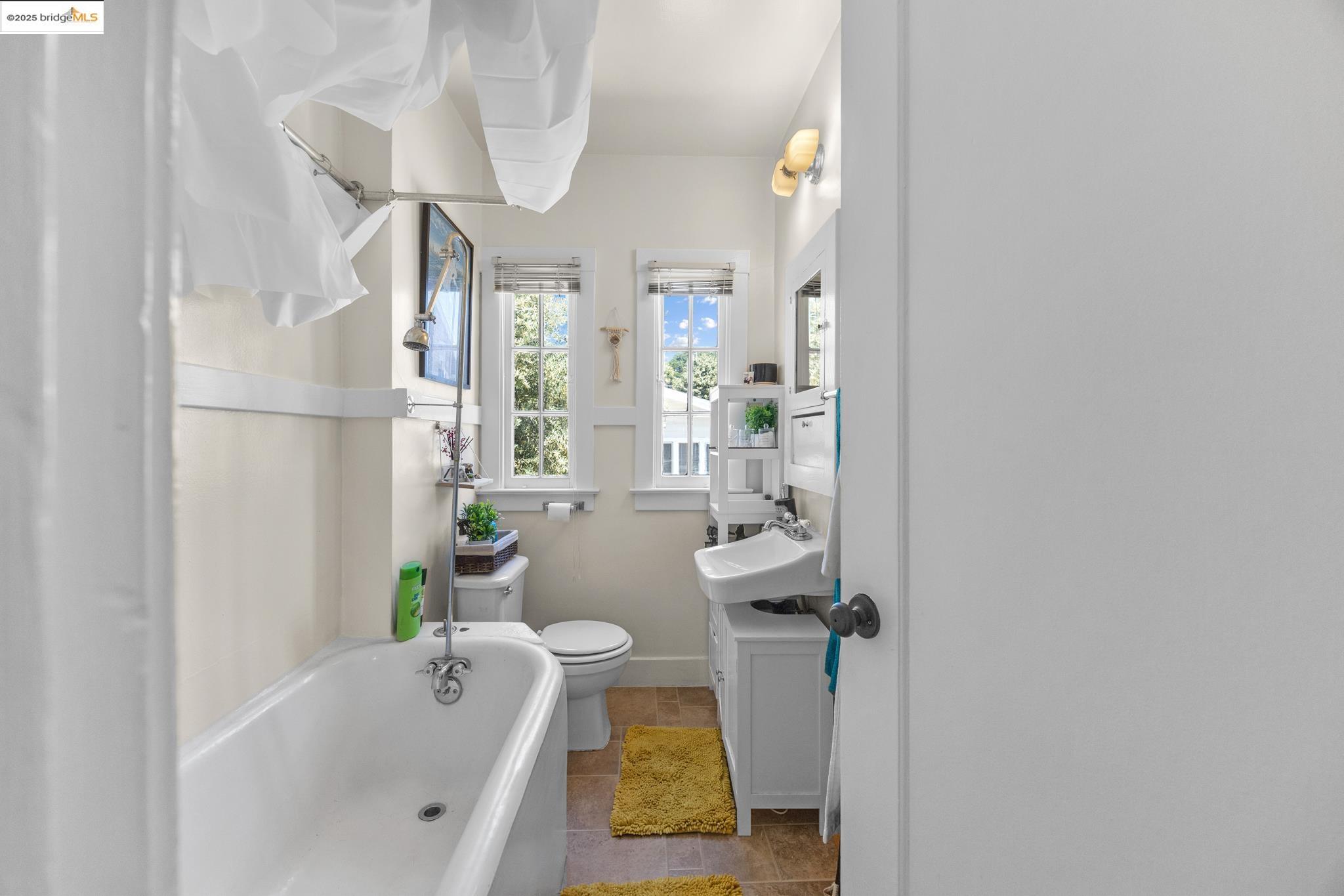 Detail Gallery Image 41 of 45 For 271 38th St, Oakland,  CA 94611 - – Beds | – Baths