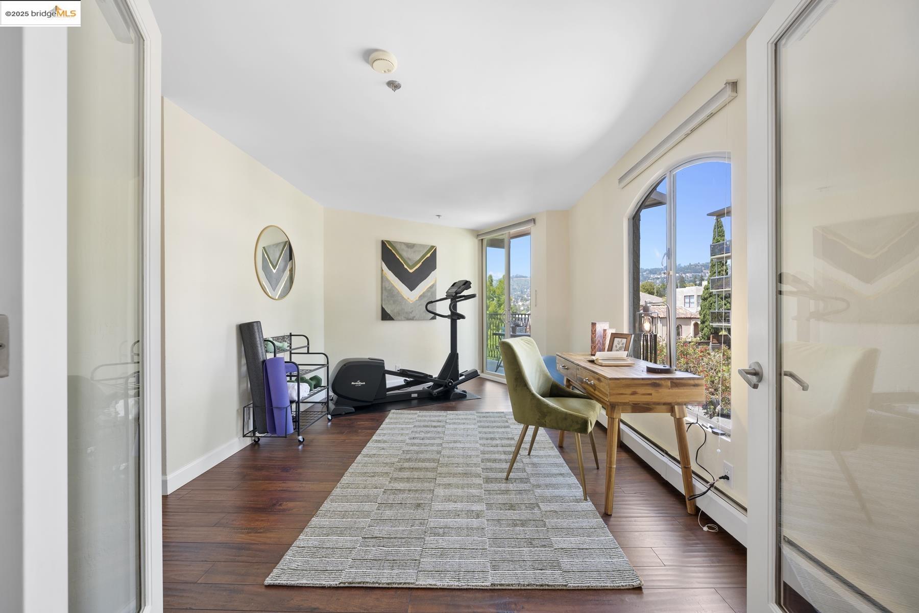 Detail Gallery Image 26 of 46 For 5405 Carlton St #203,  Oakland,  CA 94618 - 2 Beds | 2 Baths